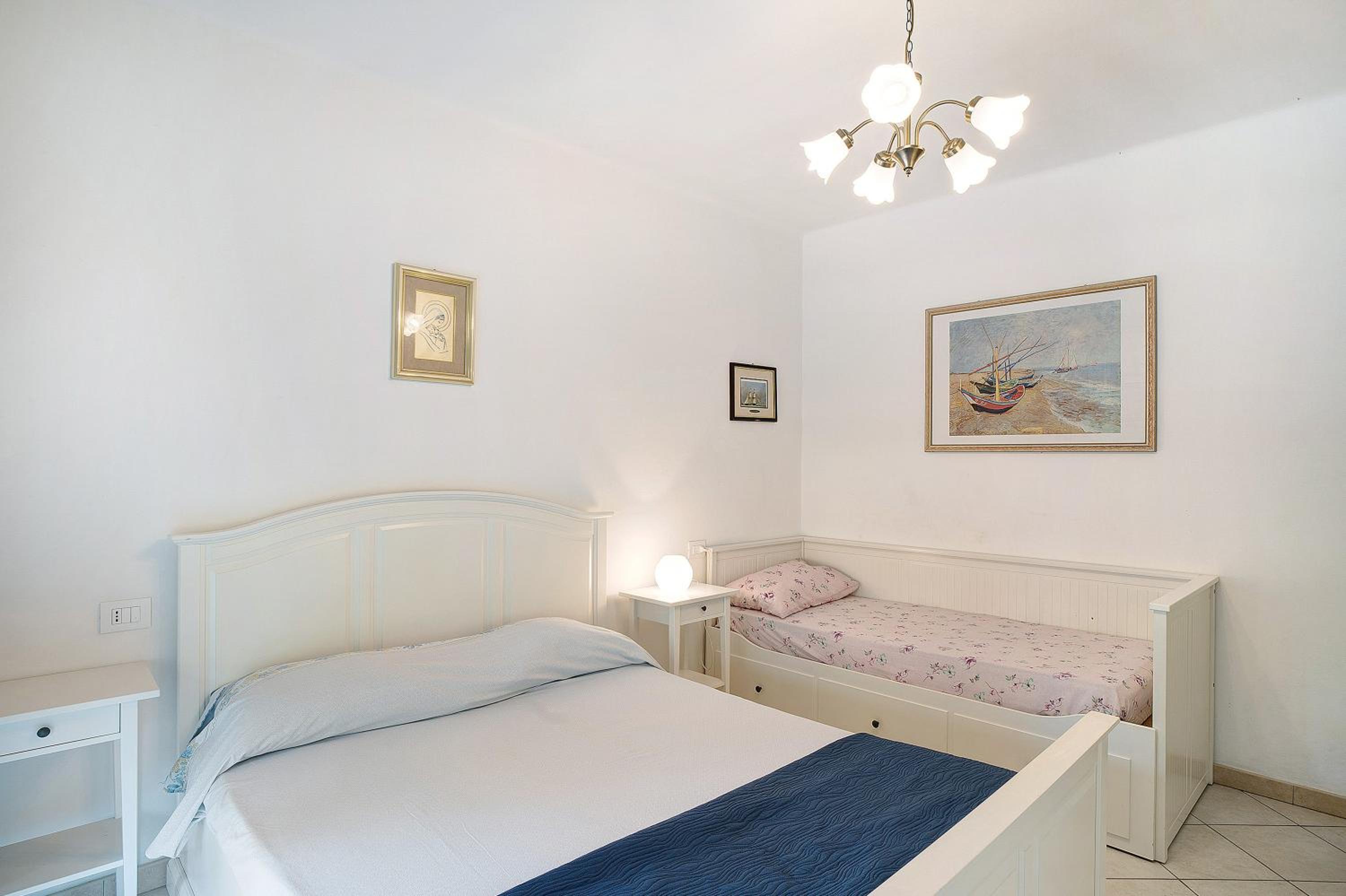 Two-Bedroom Deluxe Apartment with Ocean View