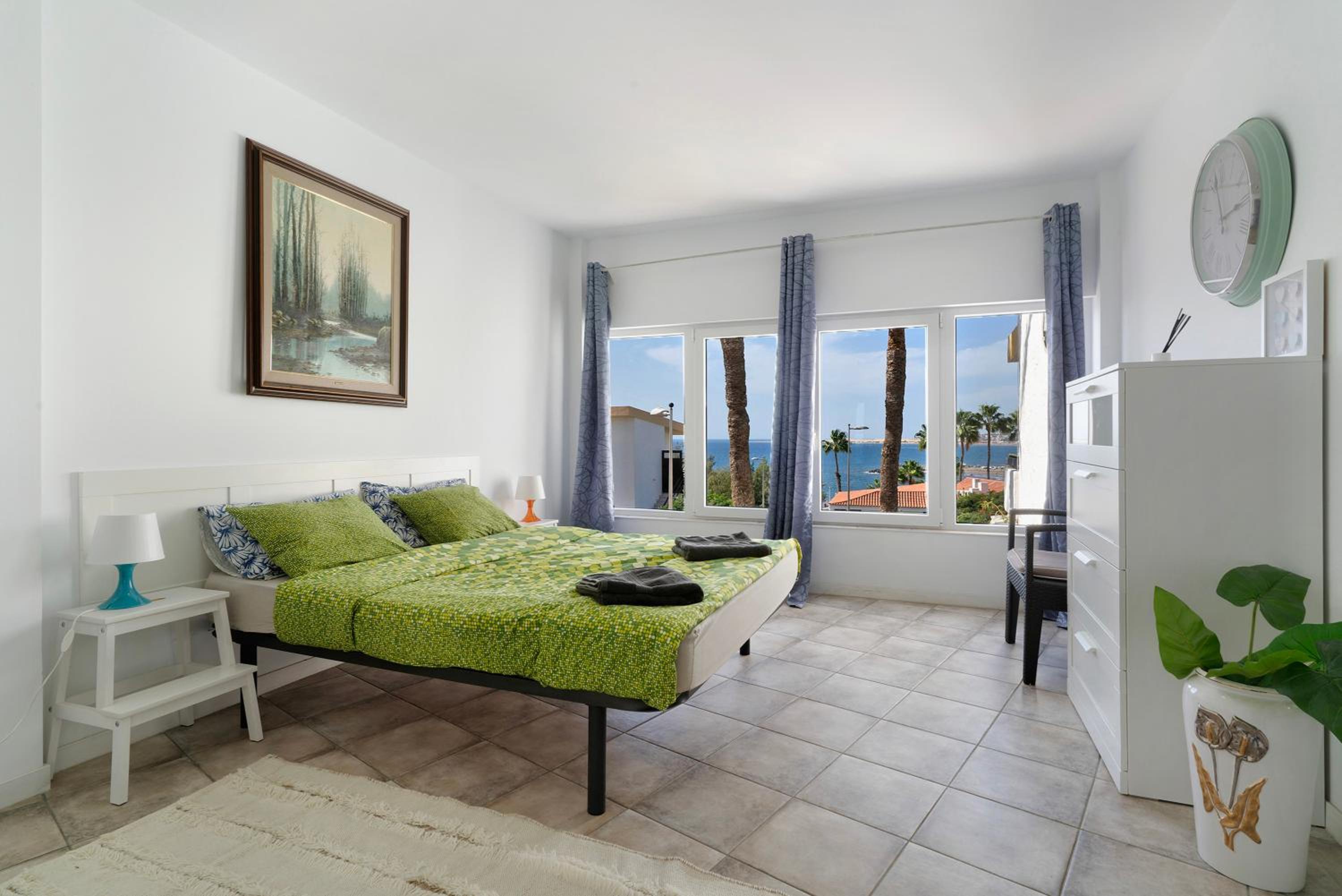 Superior Apartment with City View photo 2