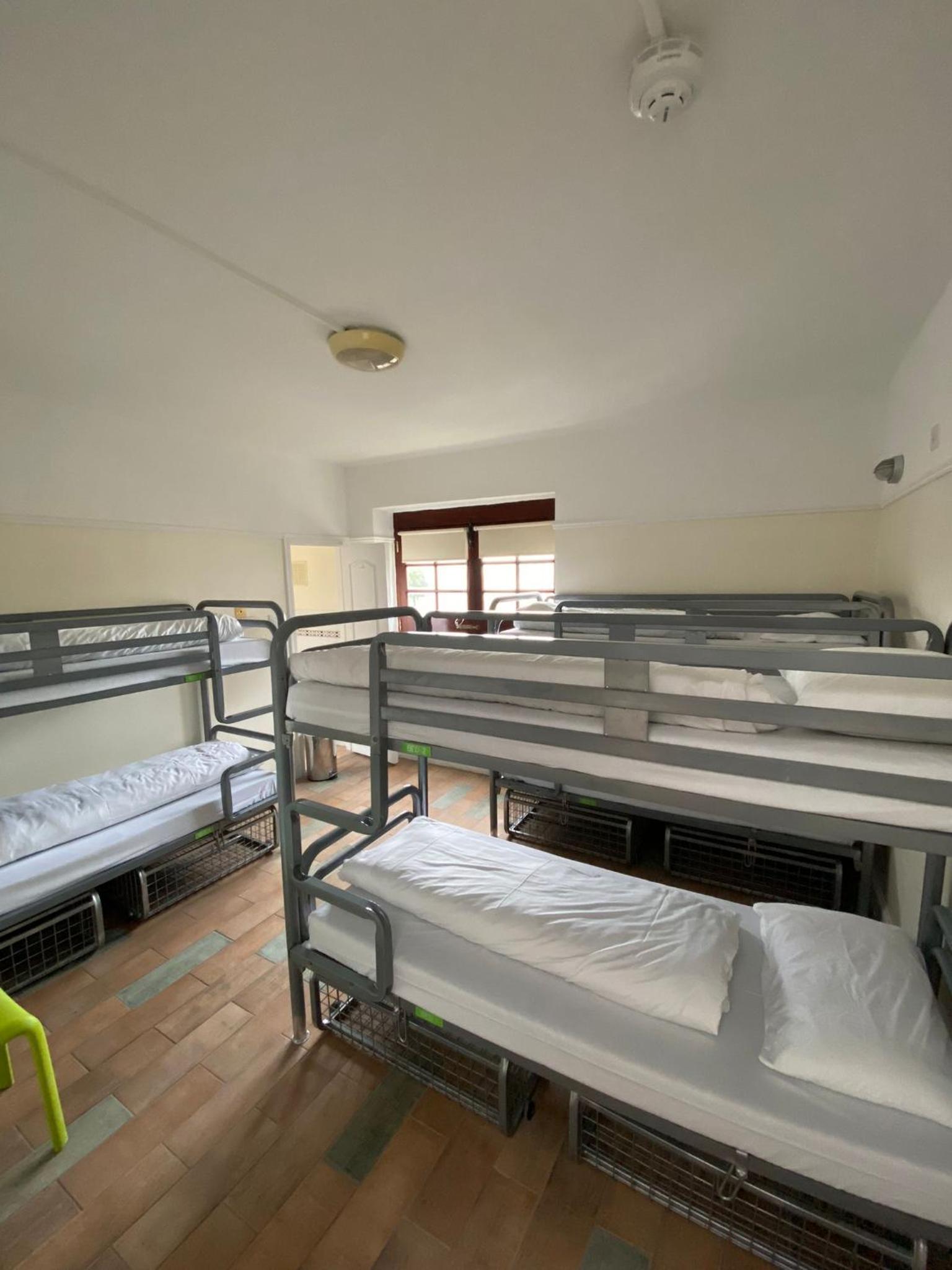 Bed in 6-Bed Mixed Dormitory Room photo 2