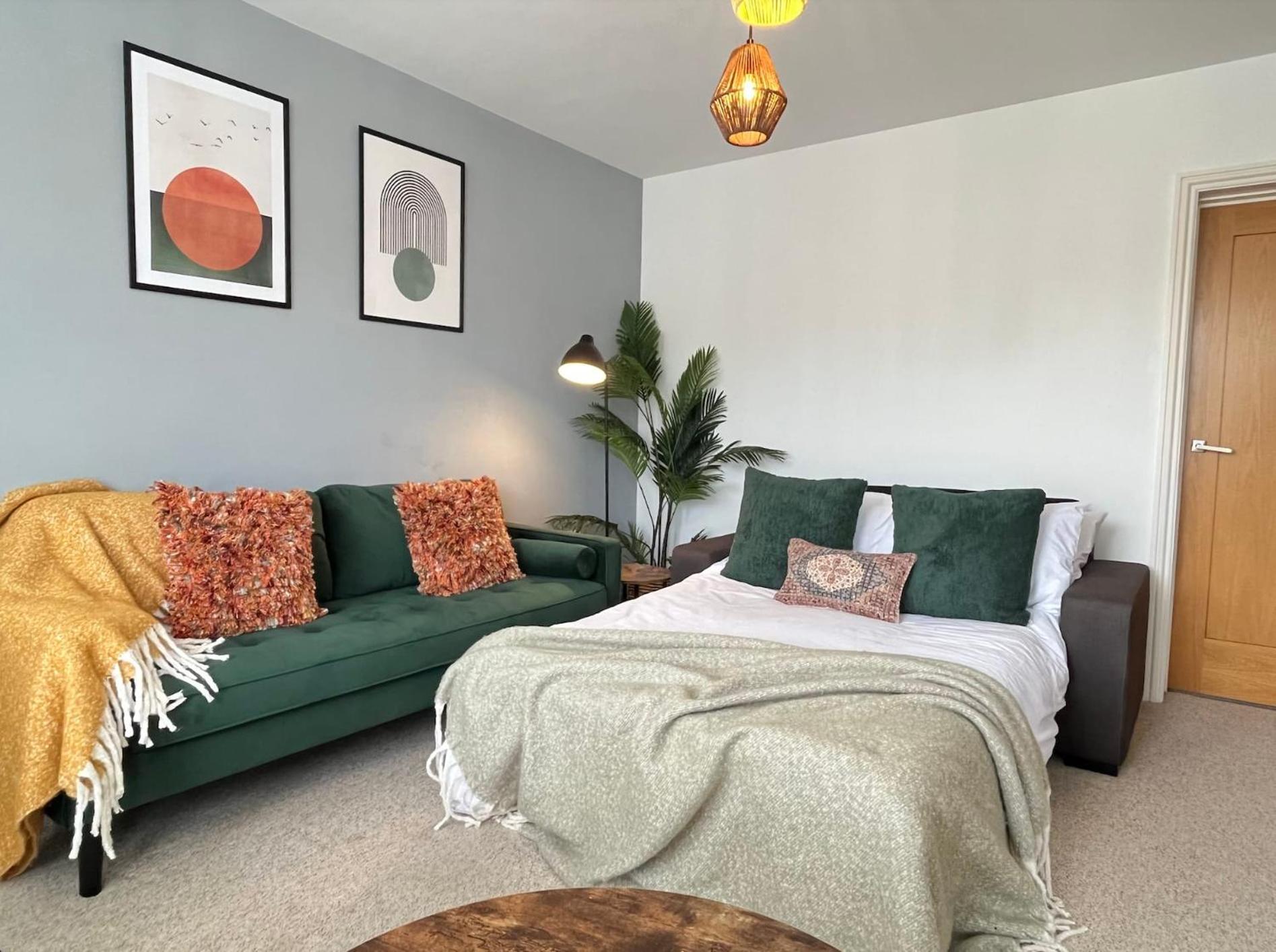 Apartment photo 1