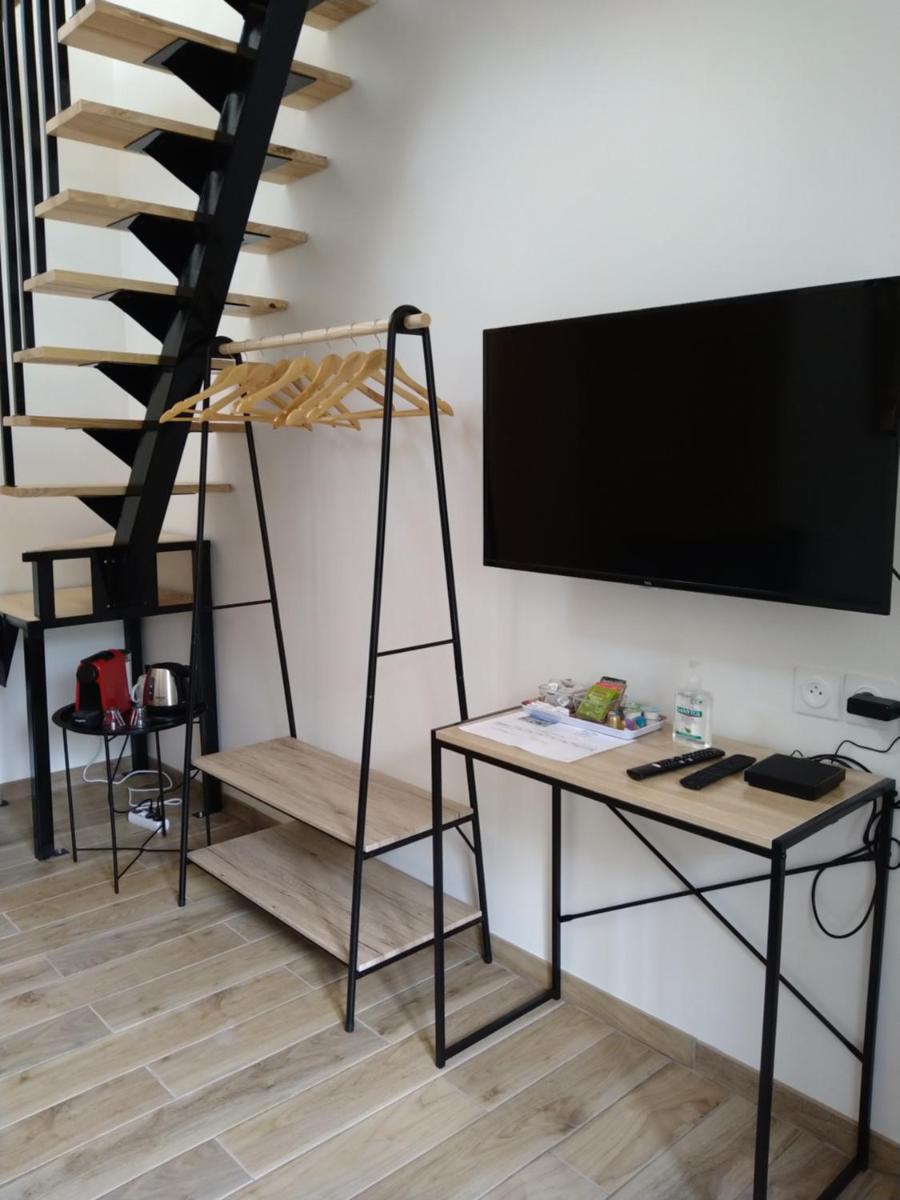 Large Double Room photo 3