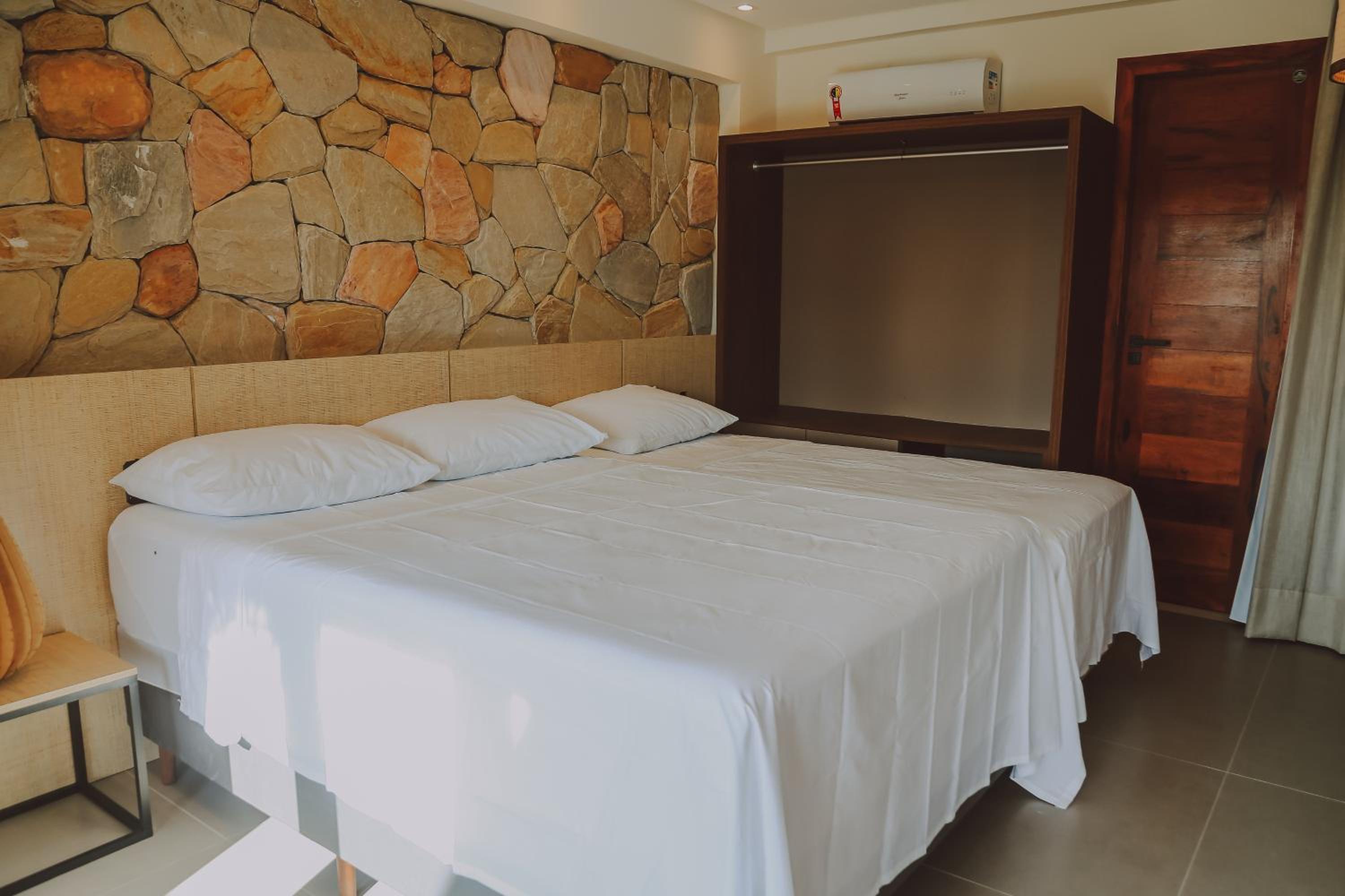 Four-Bedroom House photo 1