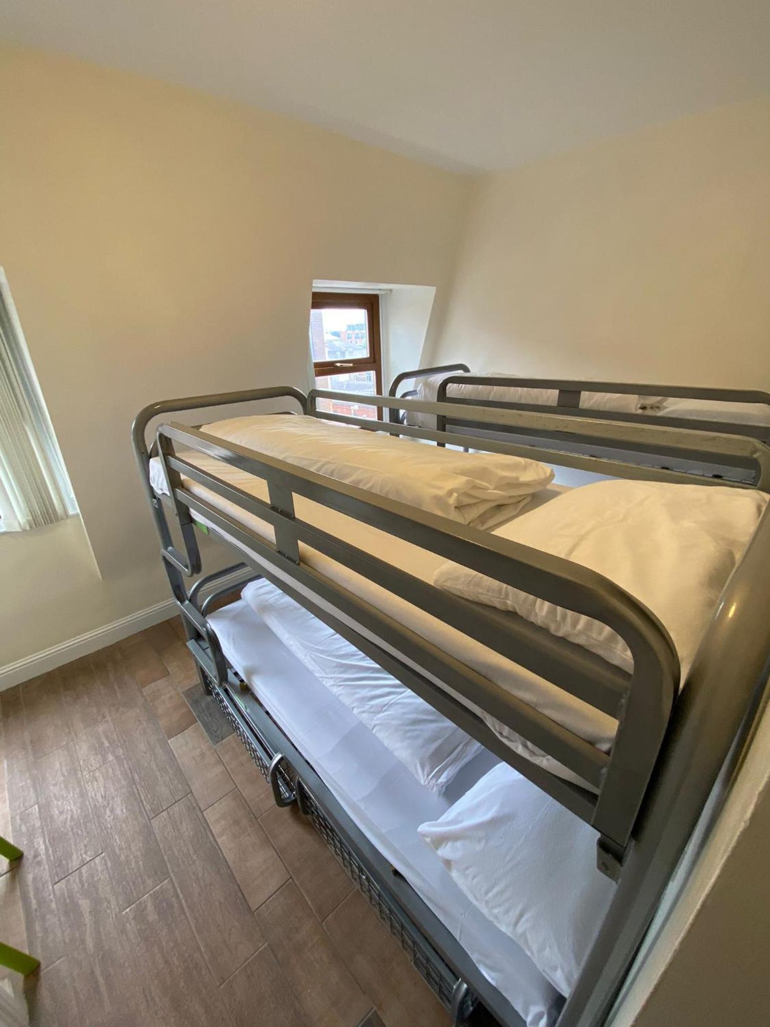 Bed in 4-Bed Dormitory Room photo 2