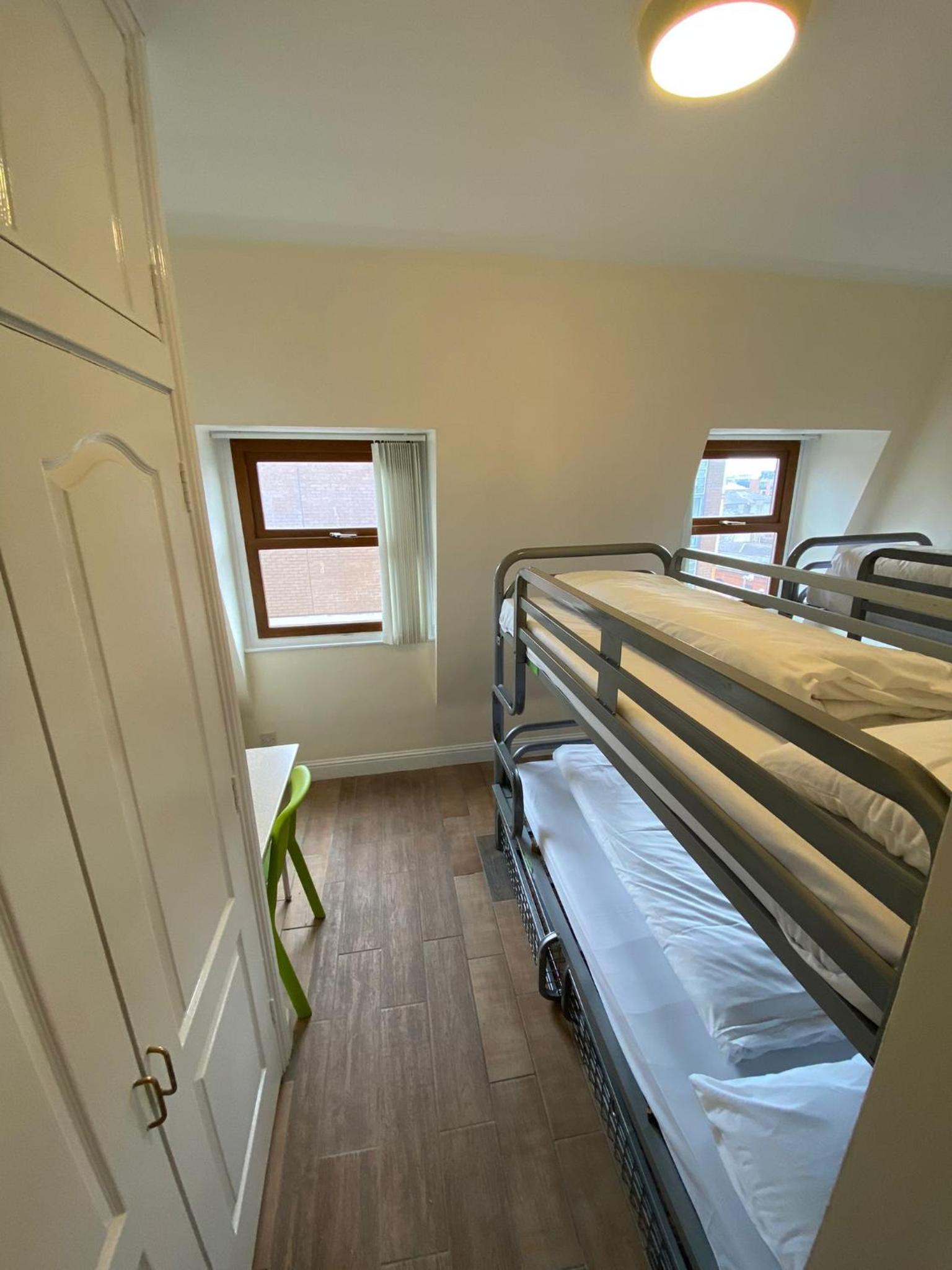 Bed in 4-Bed Dormitory Room photo 3