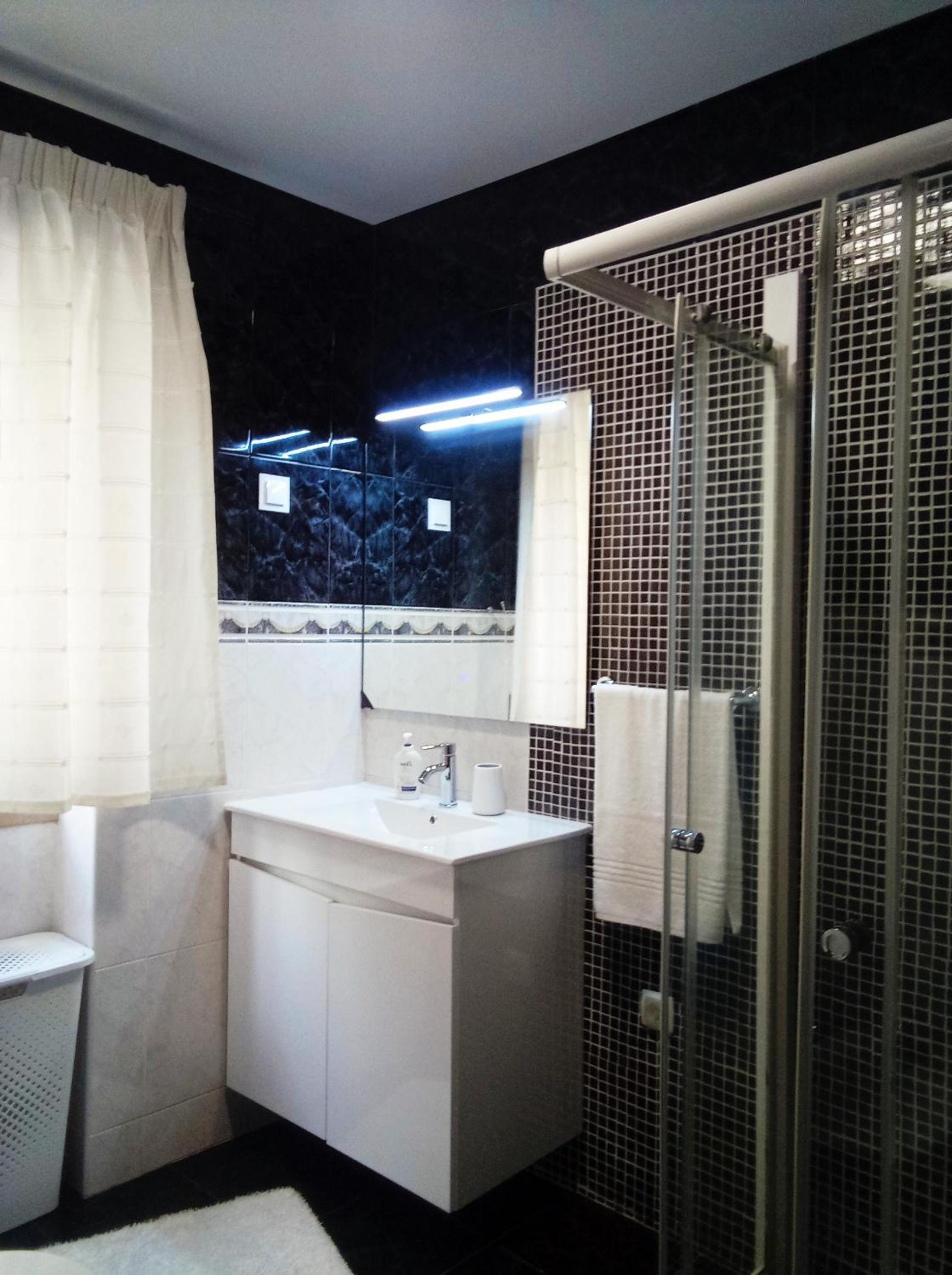 Apartment - Photo 12