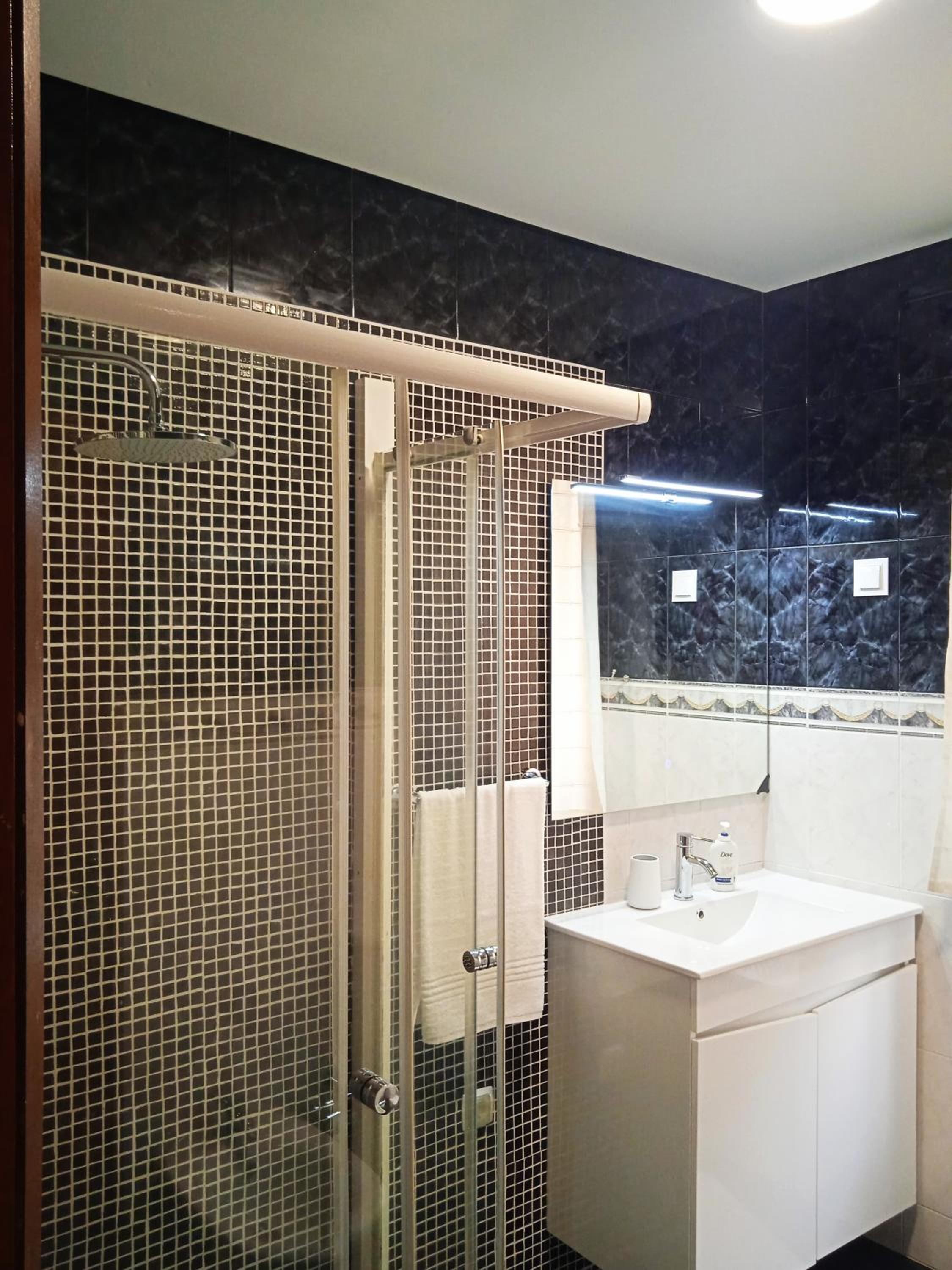 Apartment - Photo 8