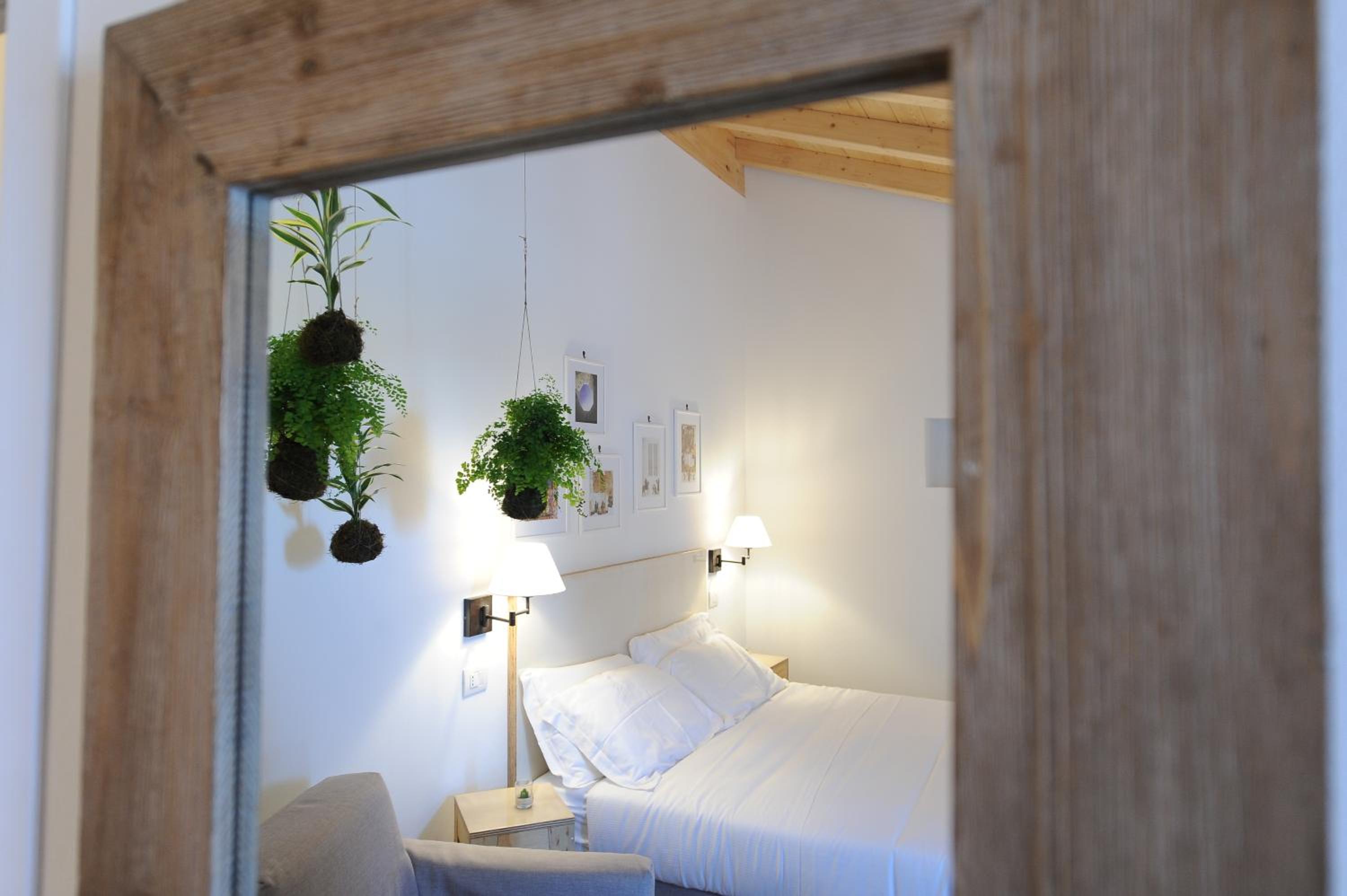 Triple Room with Private Bathroom - Photo 1