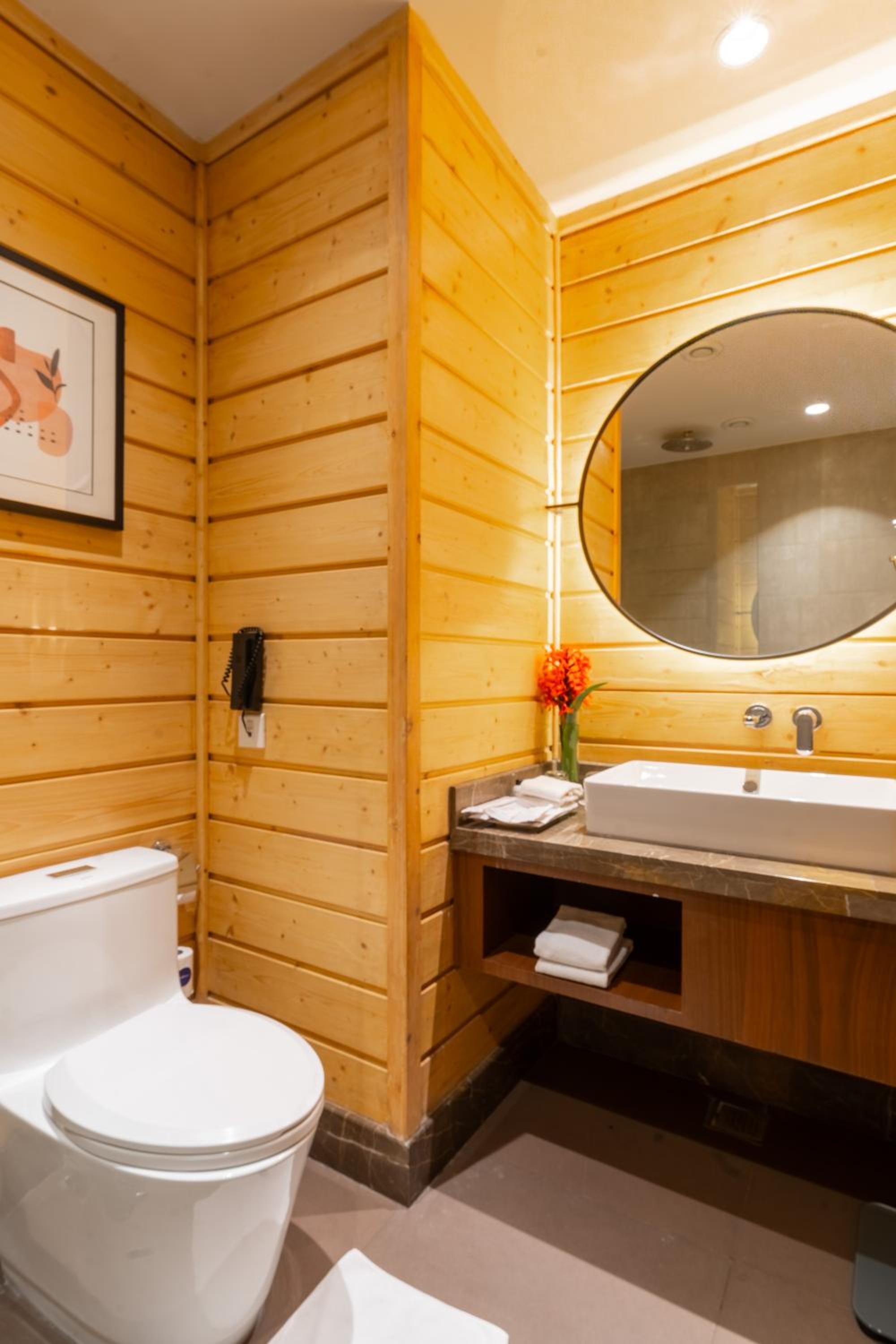 Superior Room with Balcony -Valentine Day package, Special Festive Valentine Day dinner & Valentine Day  Special Cake - Photo 3