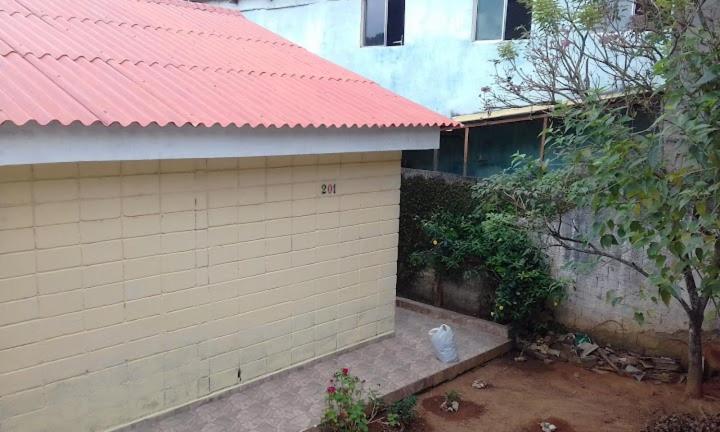 One-Bedroom House photo 3