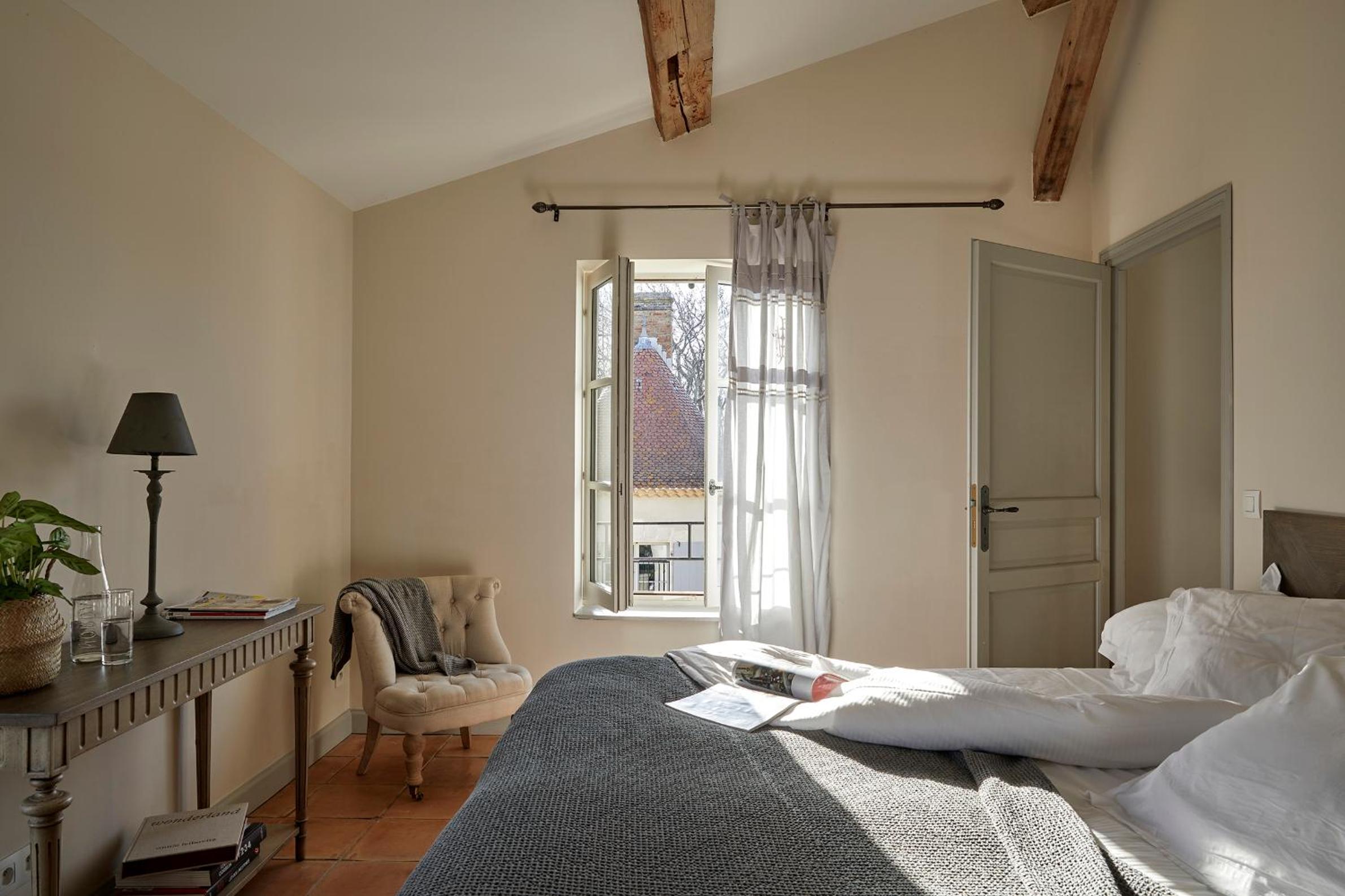 Two-Bedroom House with Terrace or Garden - Vendangeurs  - Photo 5