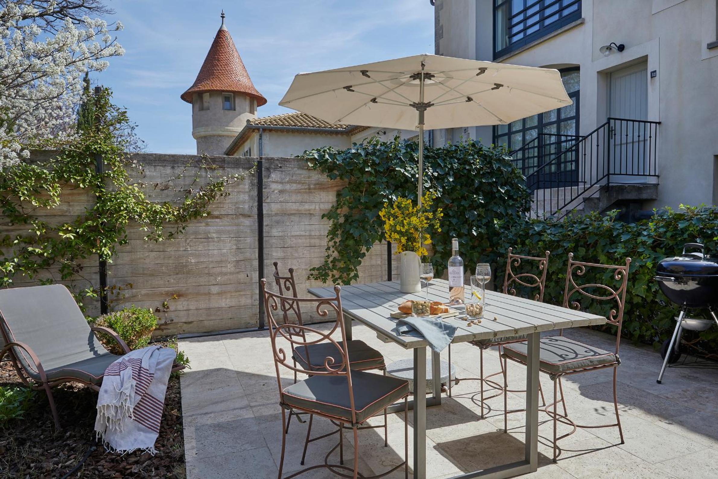 Two-Bedroom House with Terrace or Garden - Vendangeurs  - Photo 8