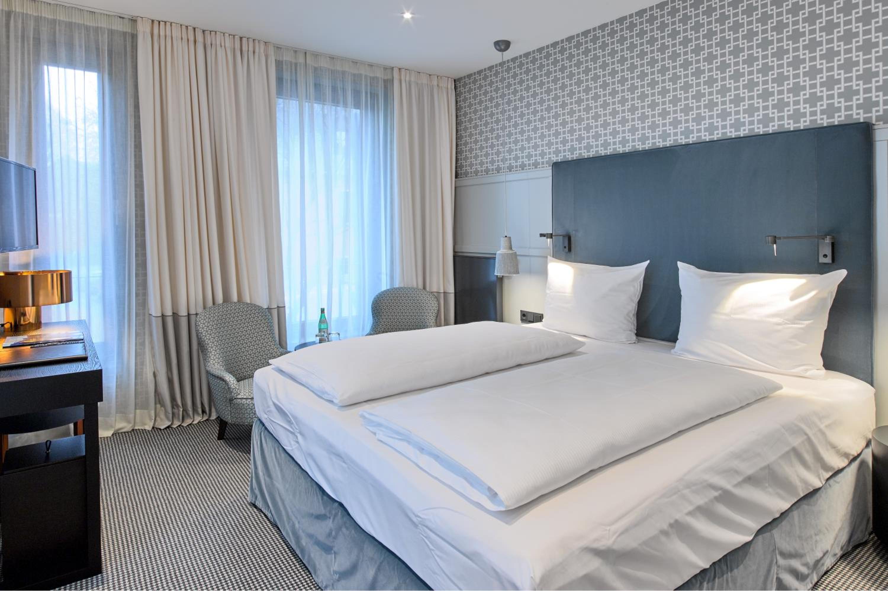 Deluxe Double Room photo 2