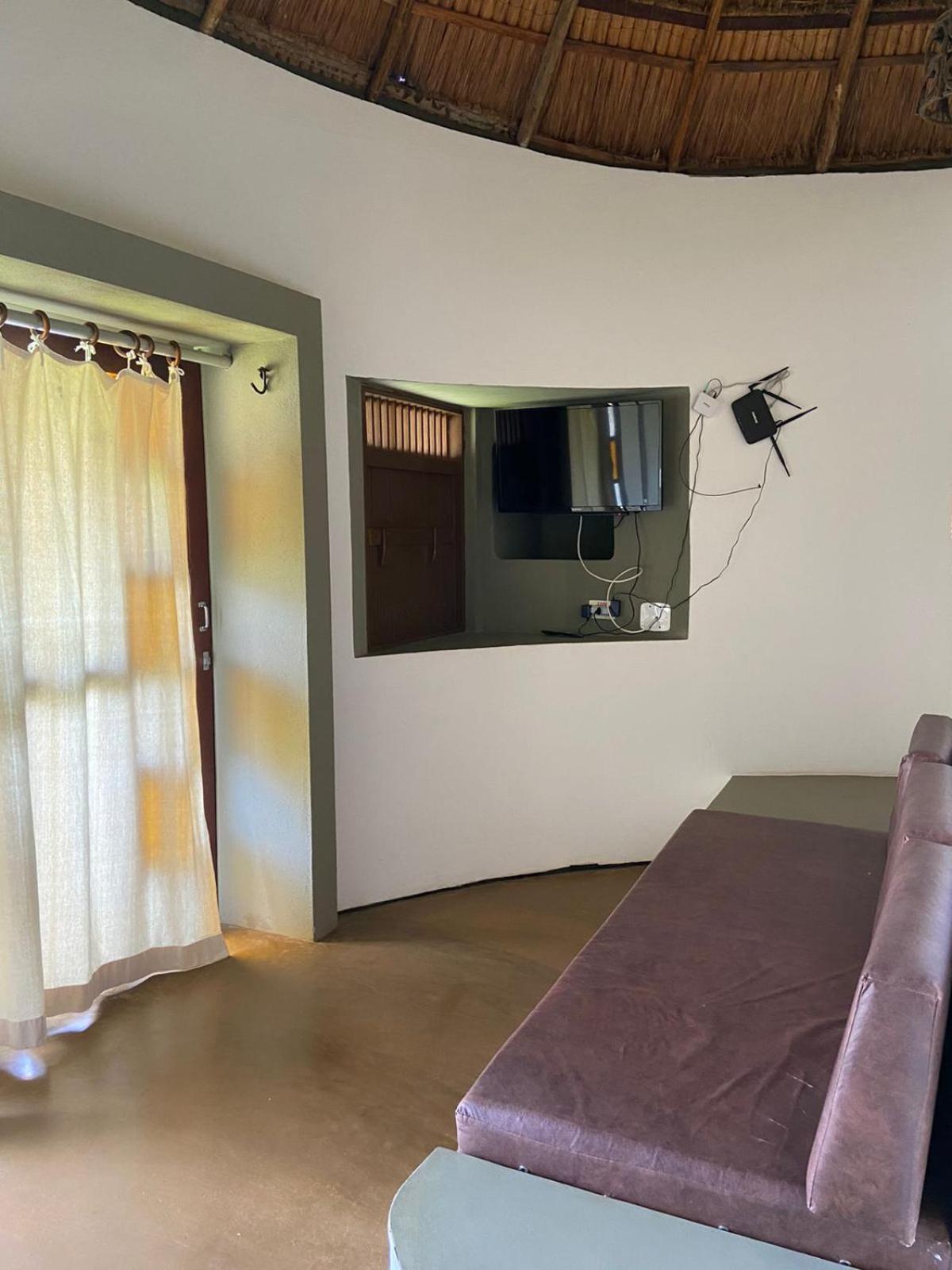 Bungalow (2 Adults) photo 1