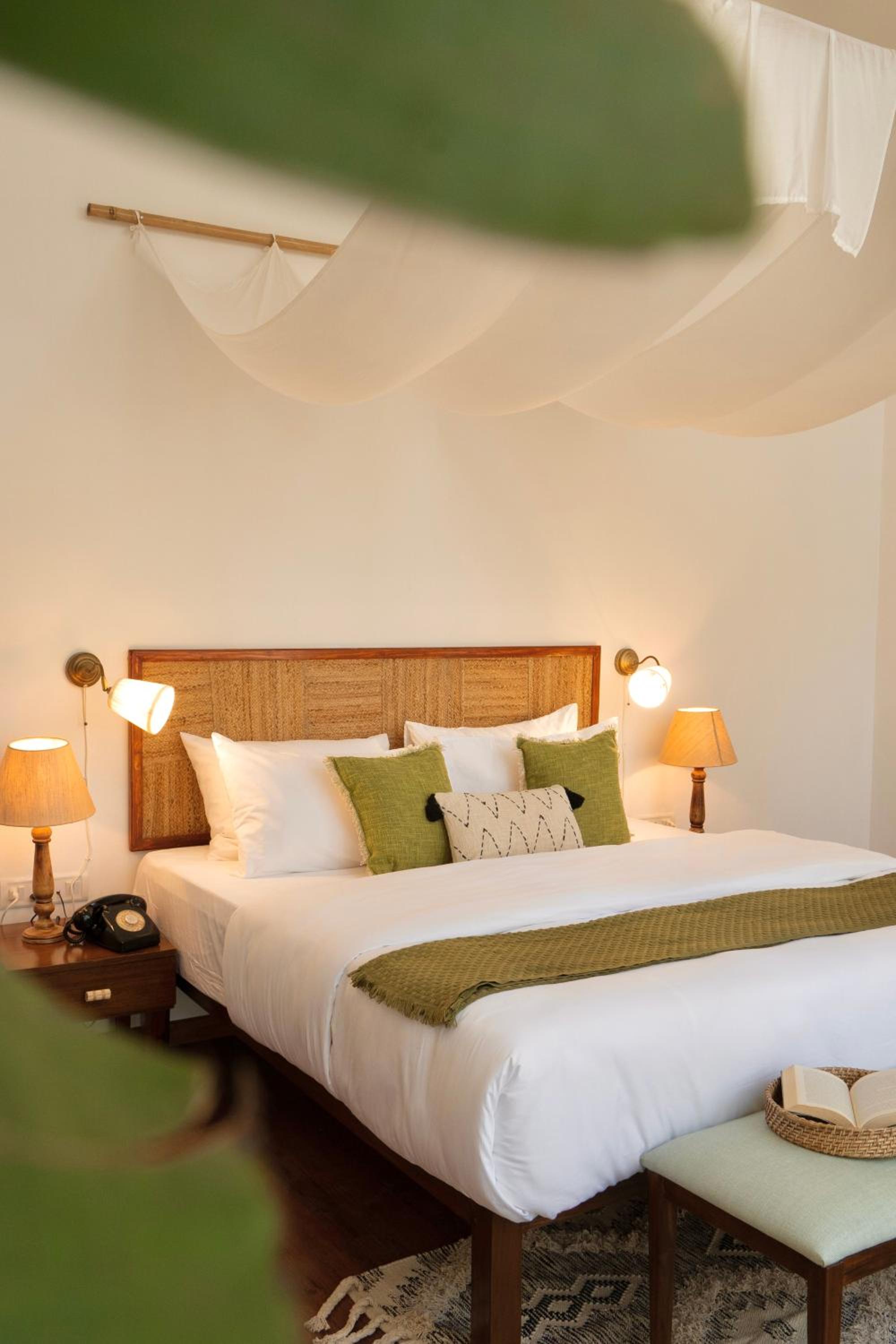 Superior King Room photo 2