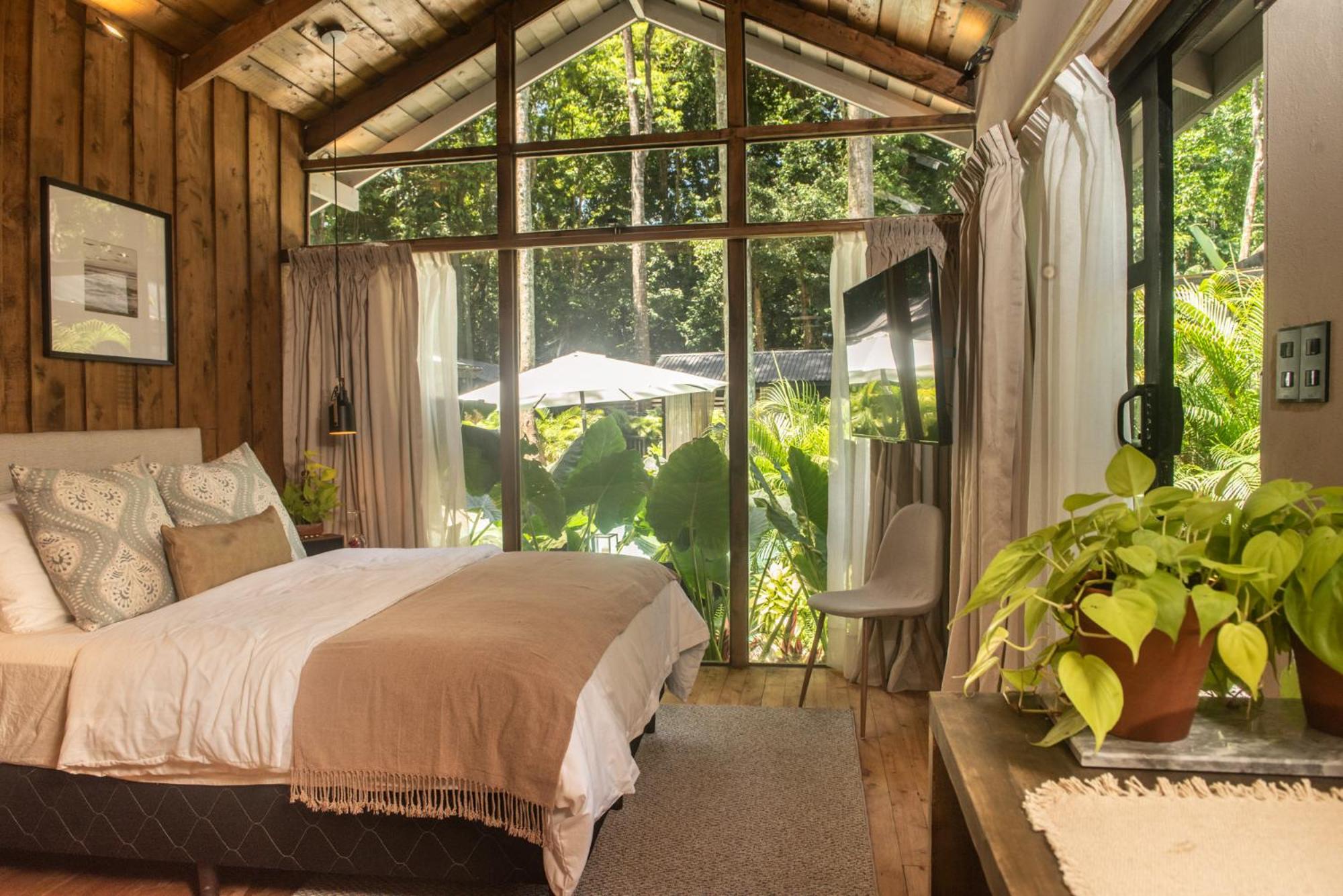 Superior Bungalow photo 3