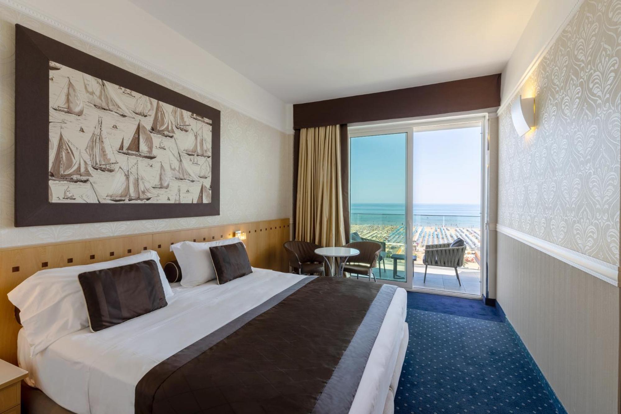 Quadruple Room with Sea View - Photo 1