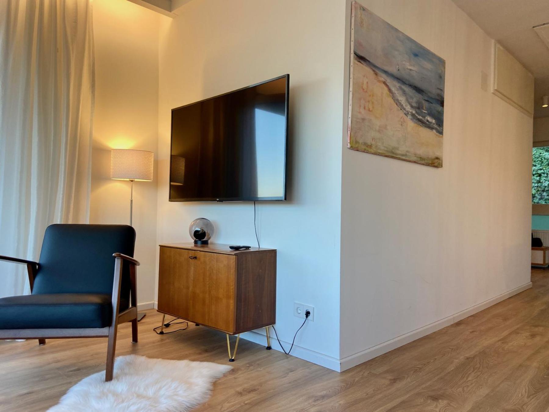 Apartment with Lake View photo 1