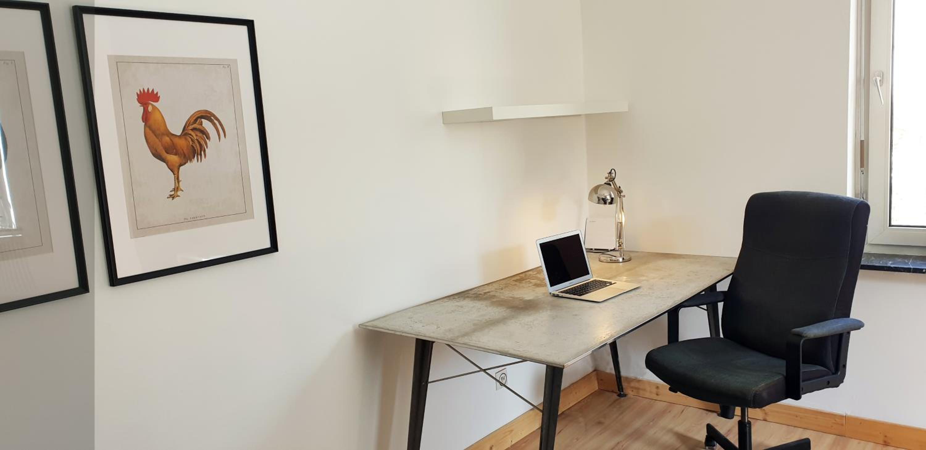 One-Bedroom Apartment photo 2