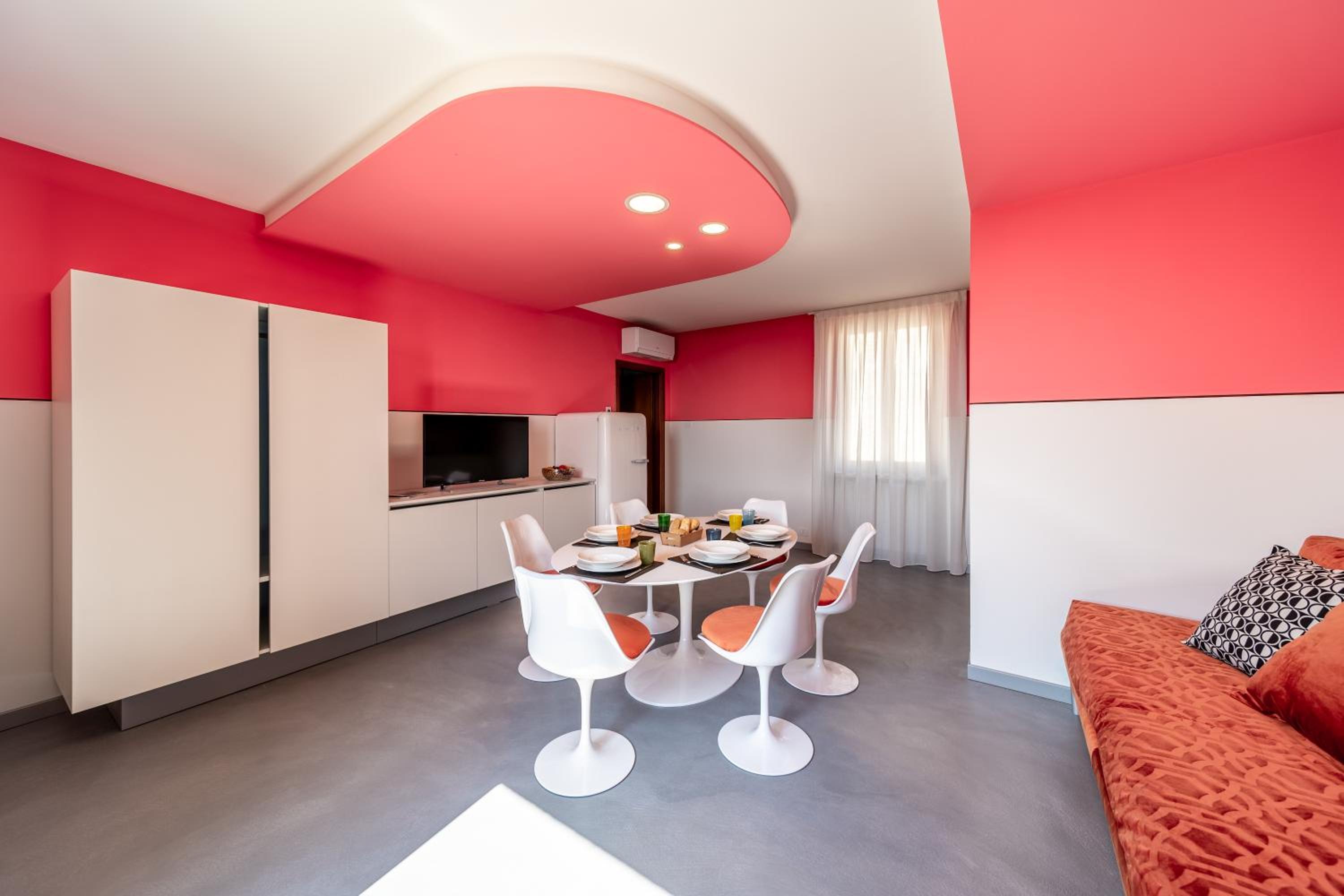 Apartment - Photo 1