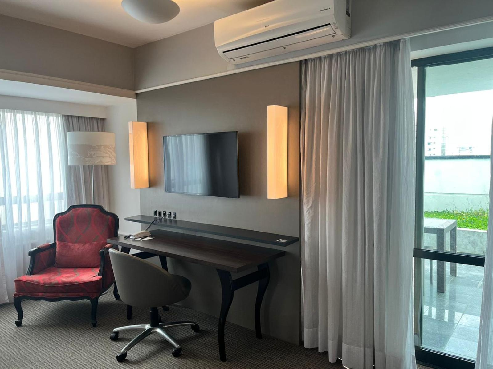 Queen Suite