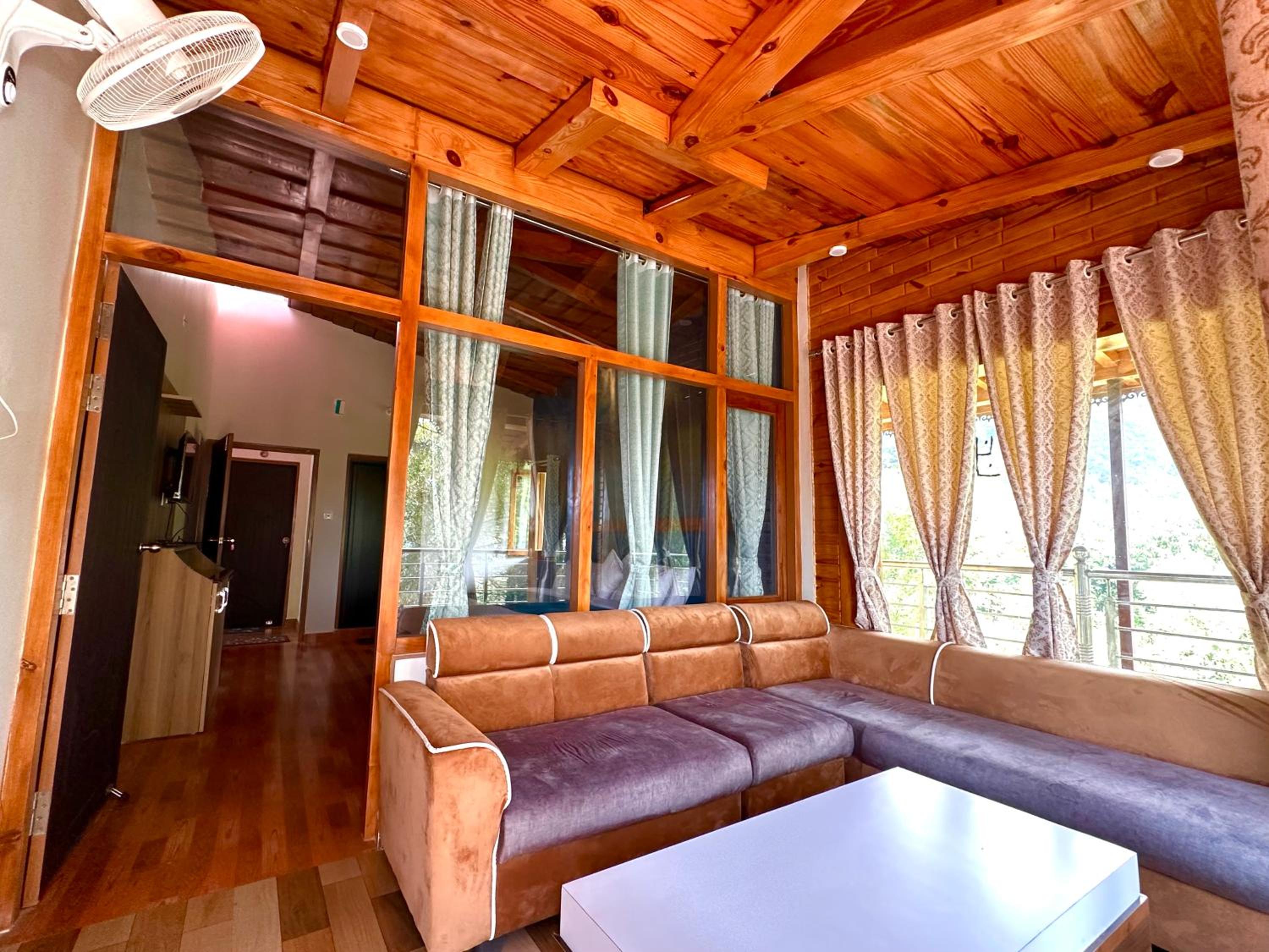 Double Room With Balcony photo 3