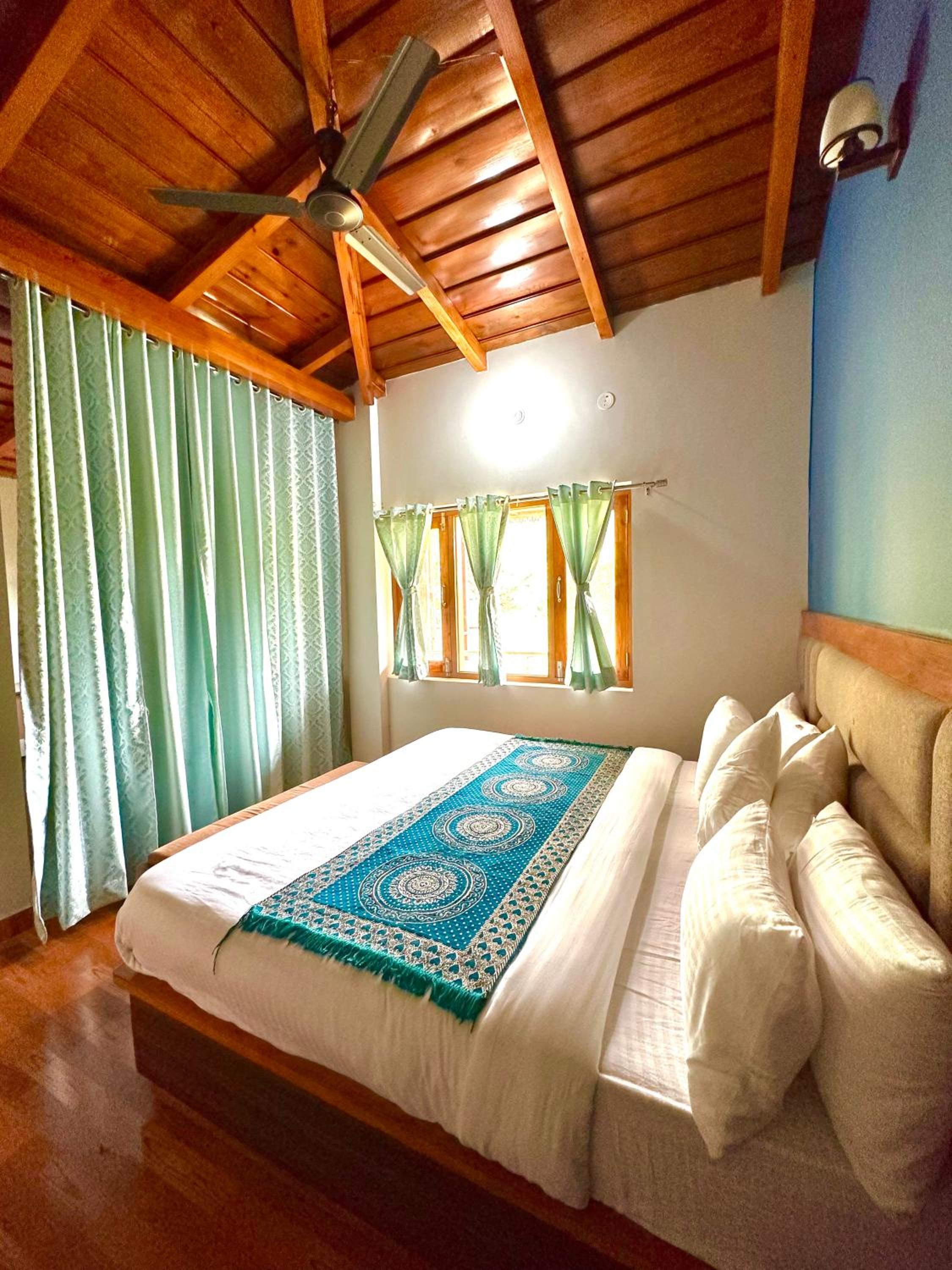 Budget Double Room photo 1