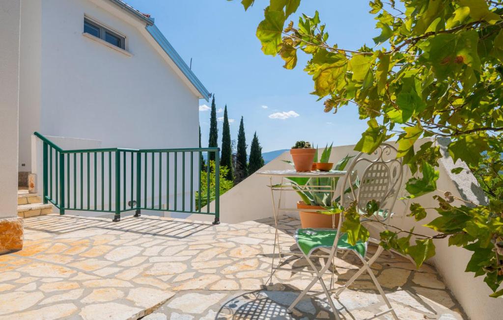 Villa photo 3