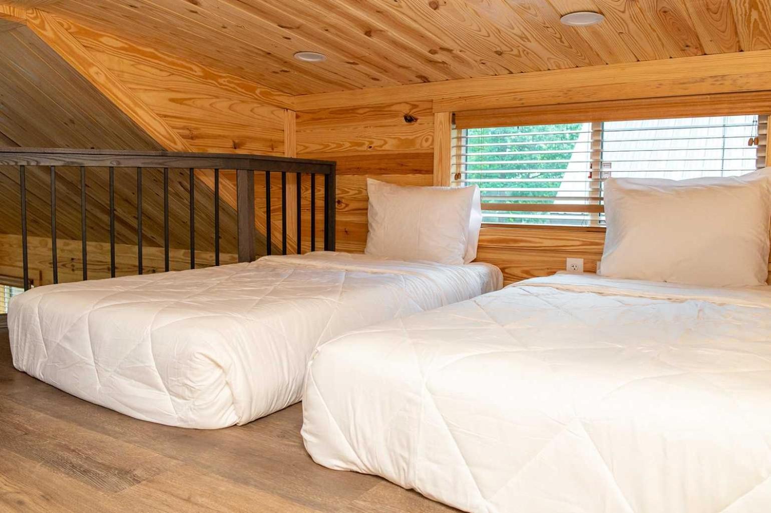 Two-Bedroom Cottage photo 1