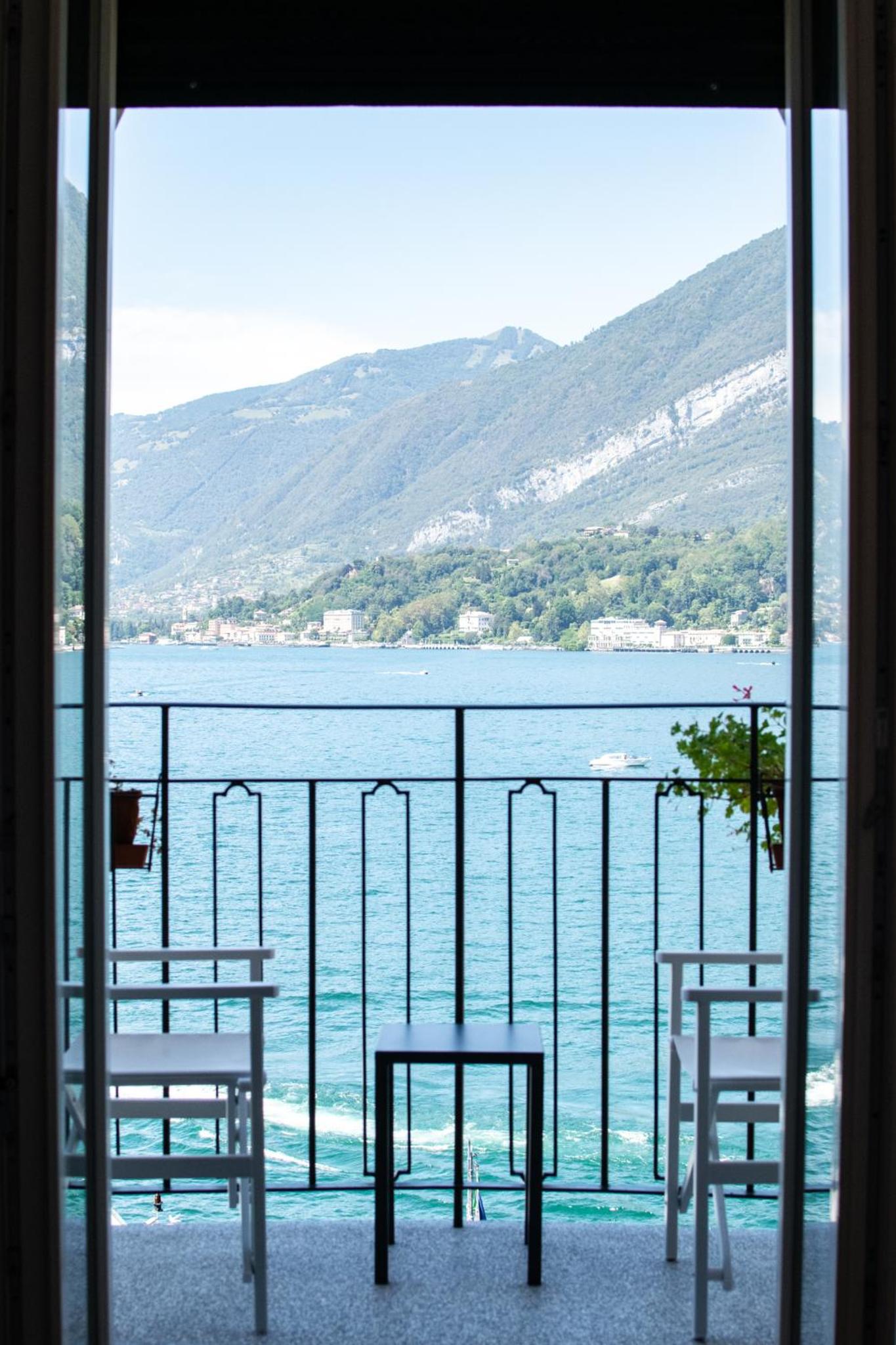 Deluxe Double or Twin Room with Lake View photo 3
