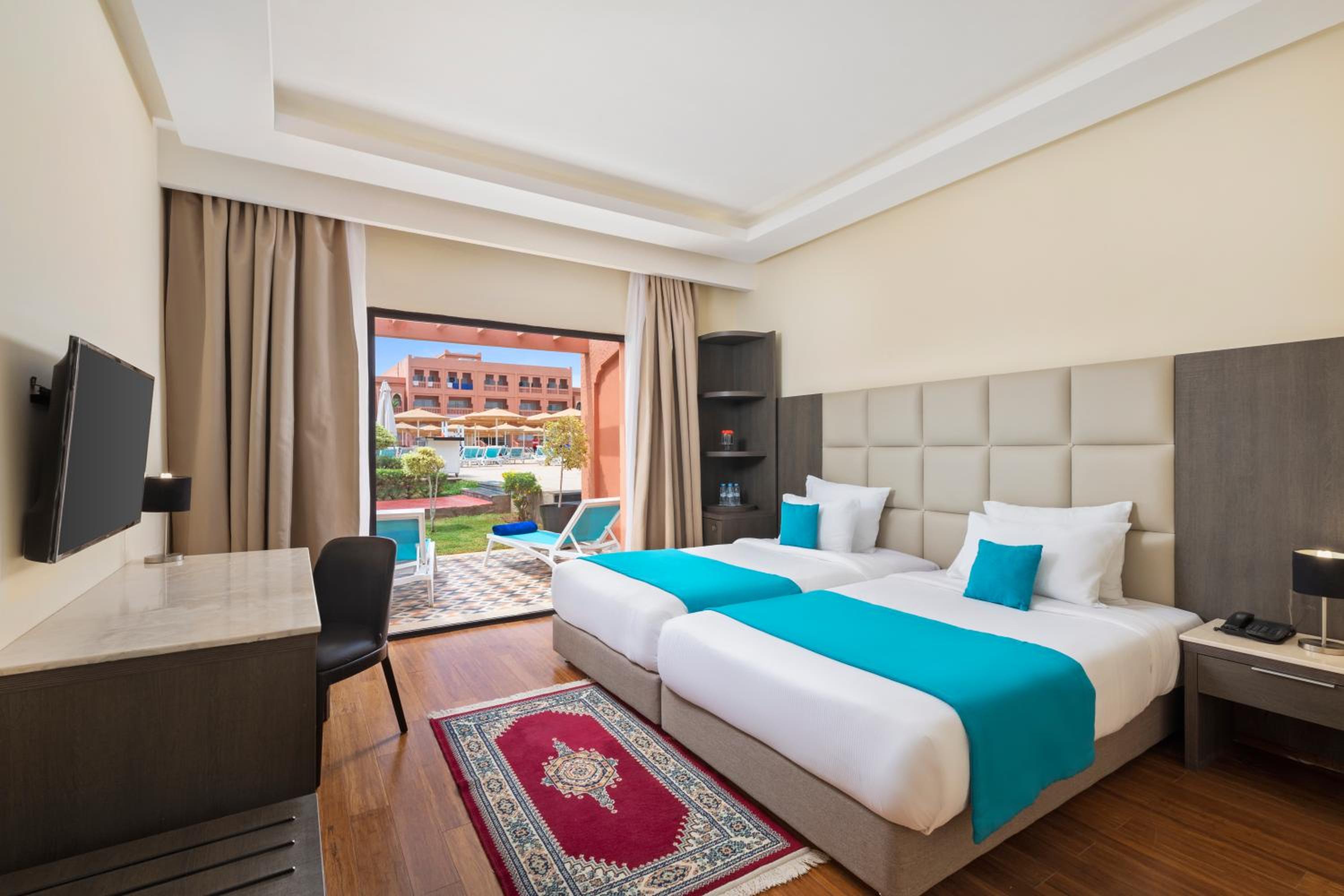 Royal Two Bedroom Family Room (Non Smoking)
