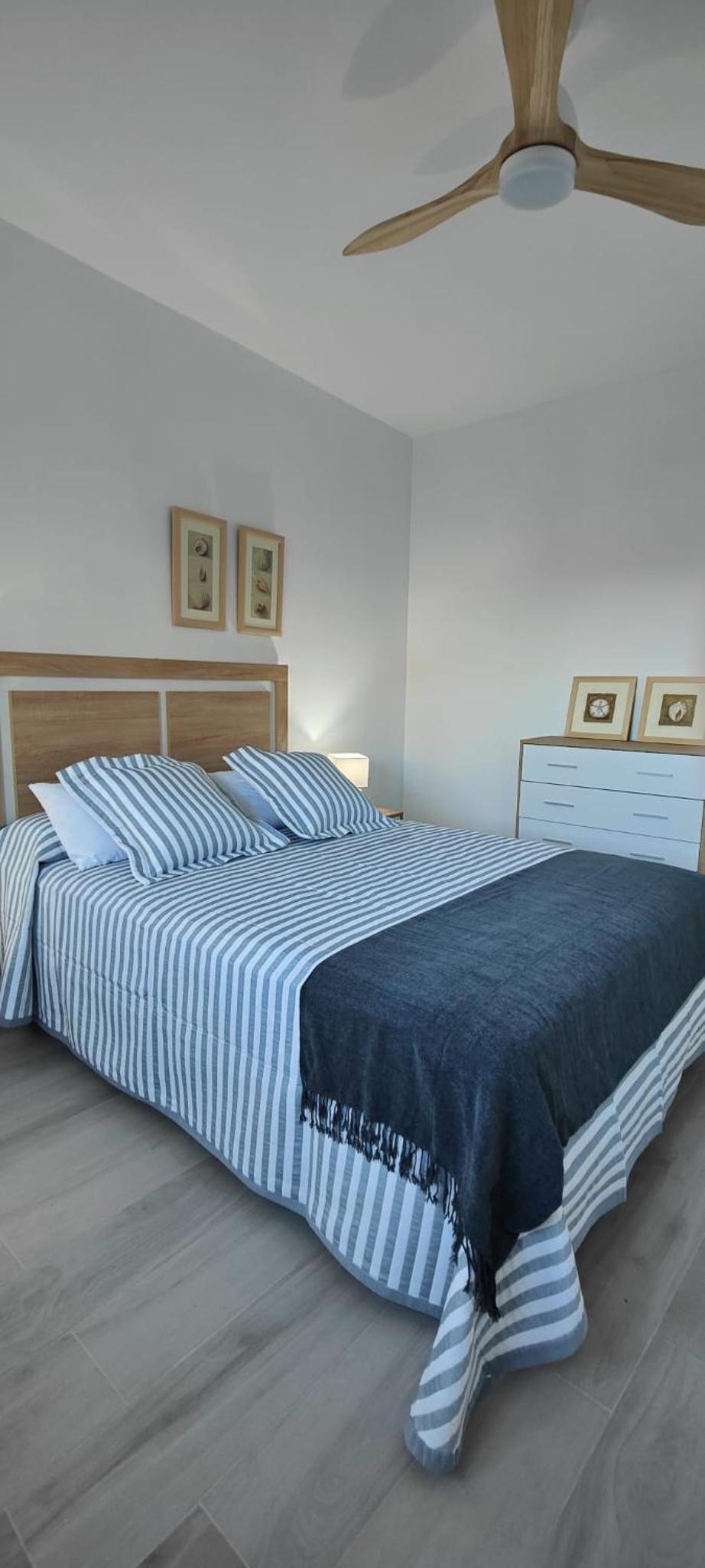 Apartamento con vista al mar
