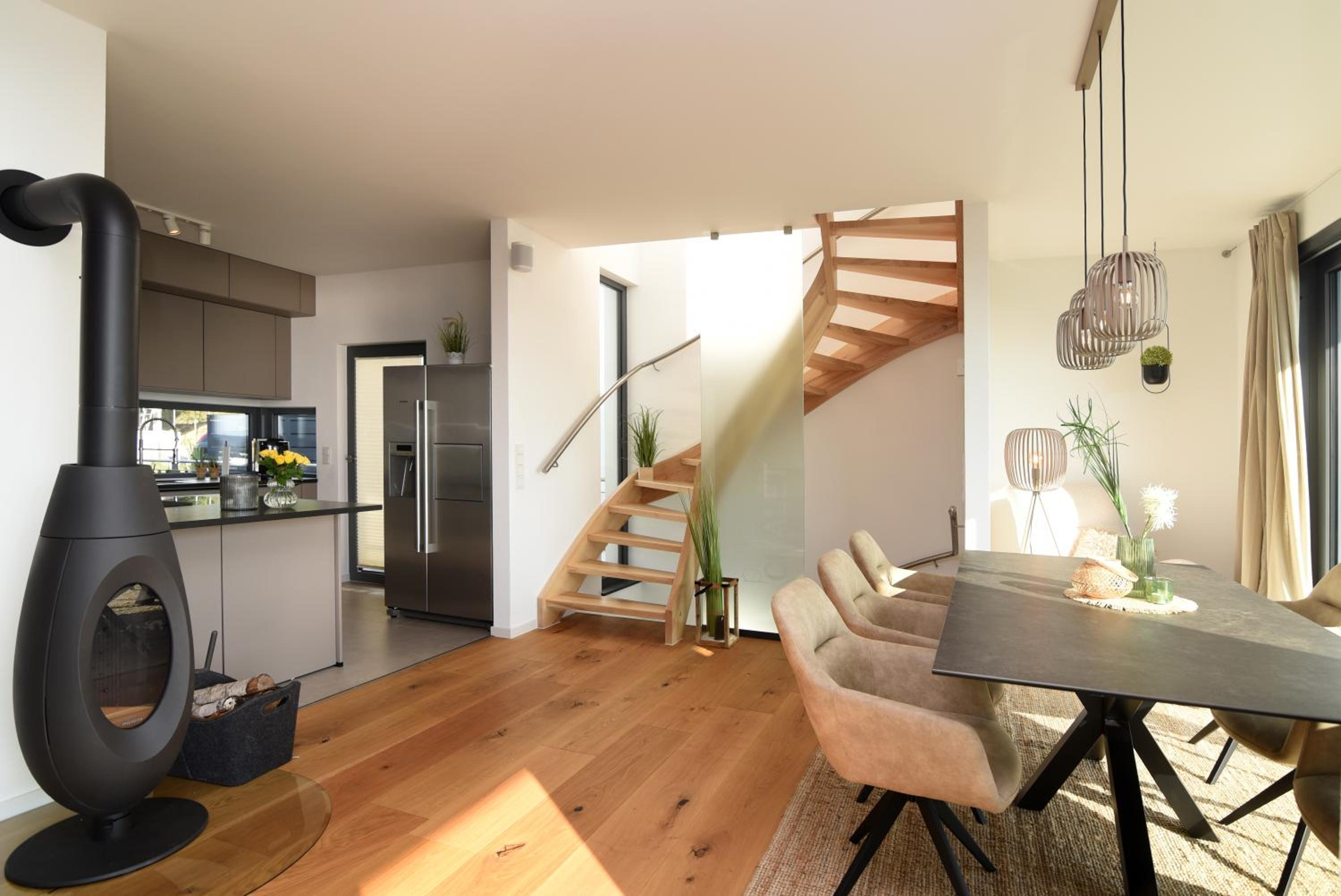Three-Bedroom House photo 2