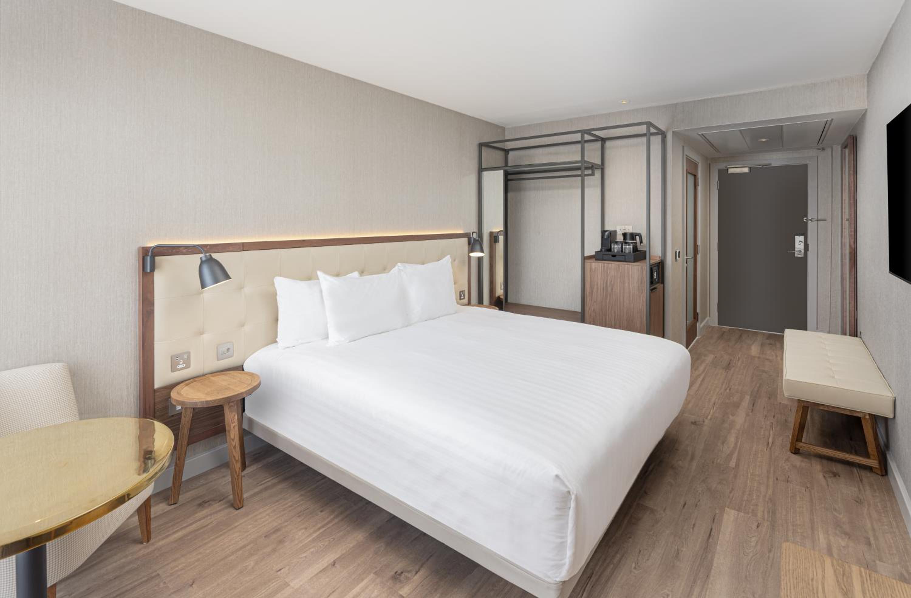 Executive King Room - Photo 14
