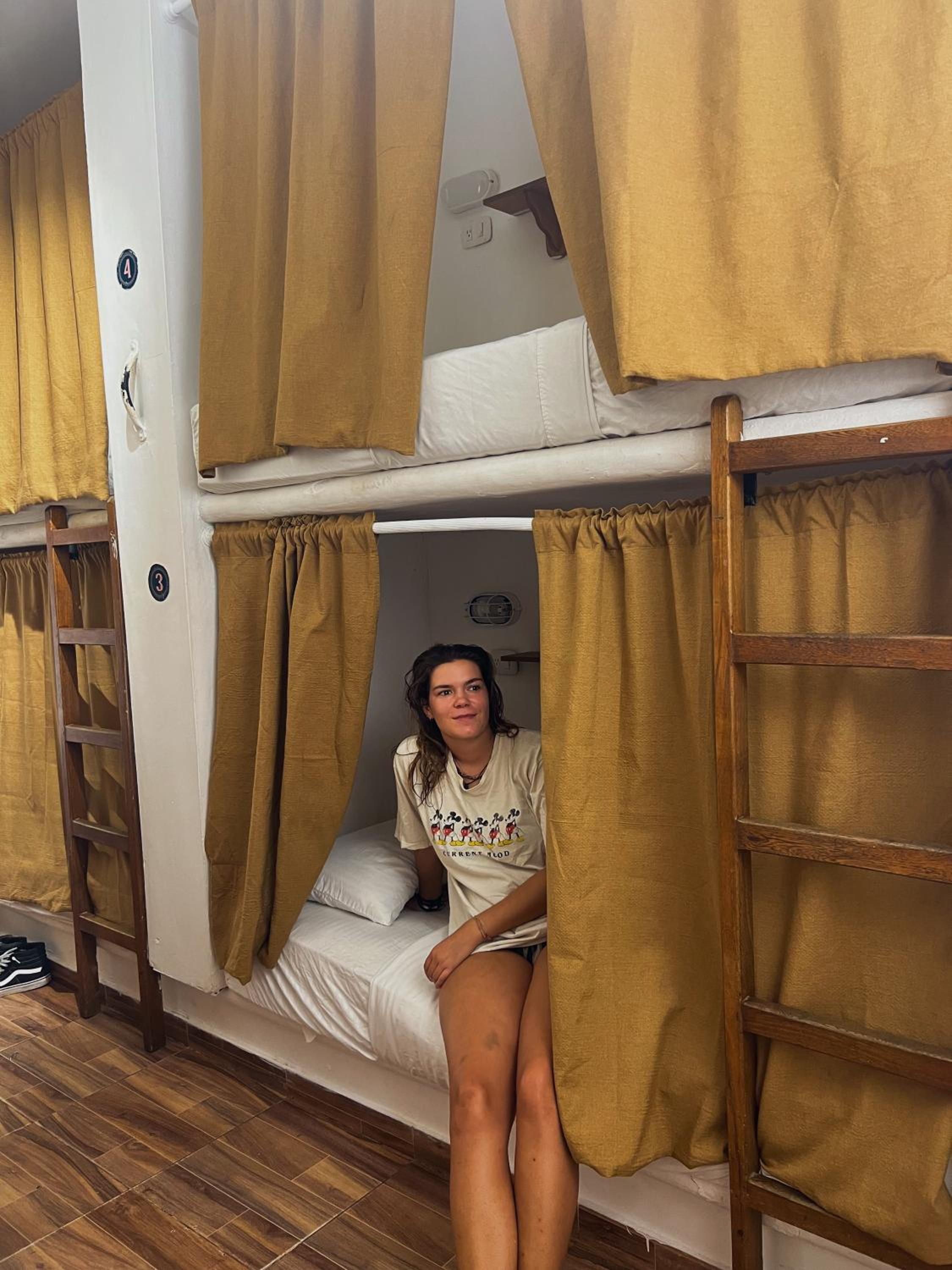 Bed in 8-Bed Mixed Dormitory Room photo 2
