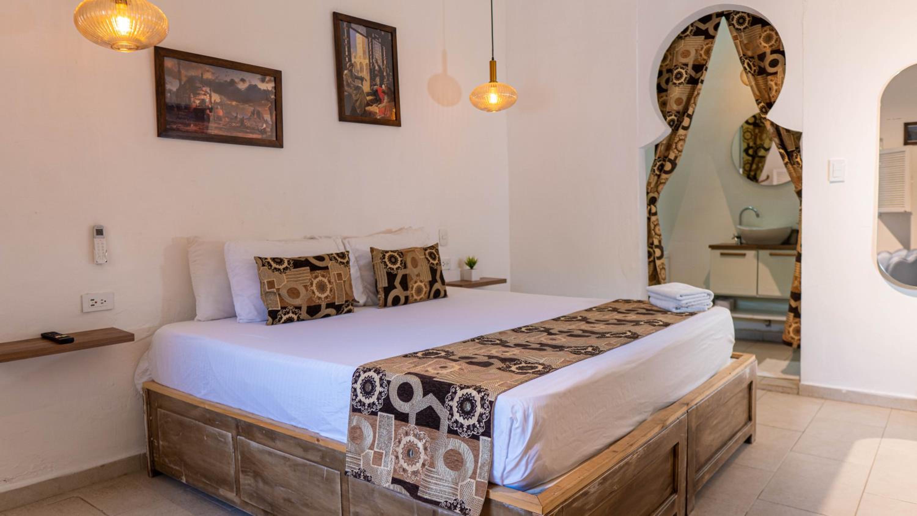 Double Room - Photo 2