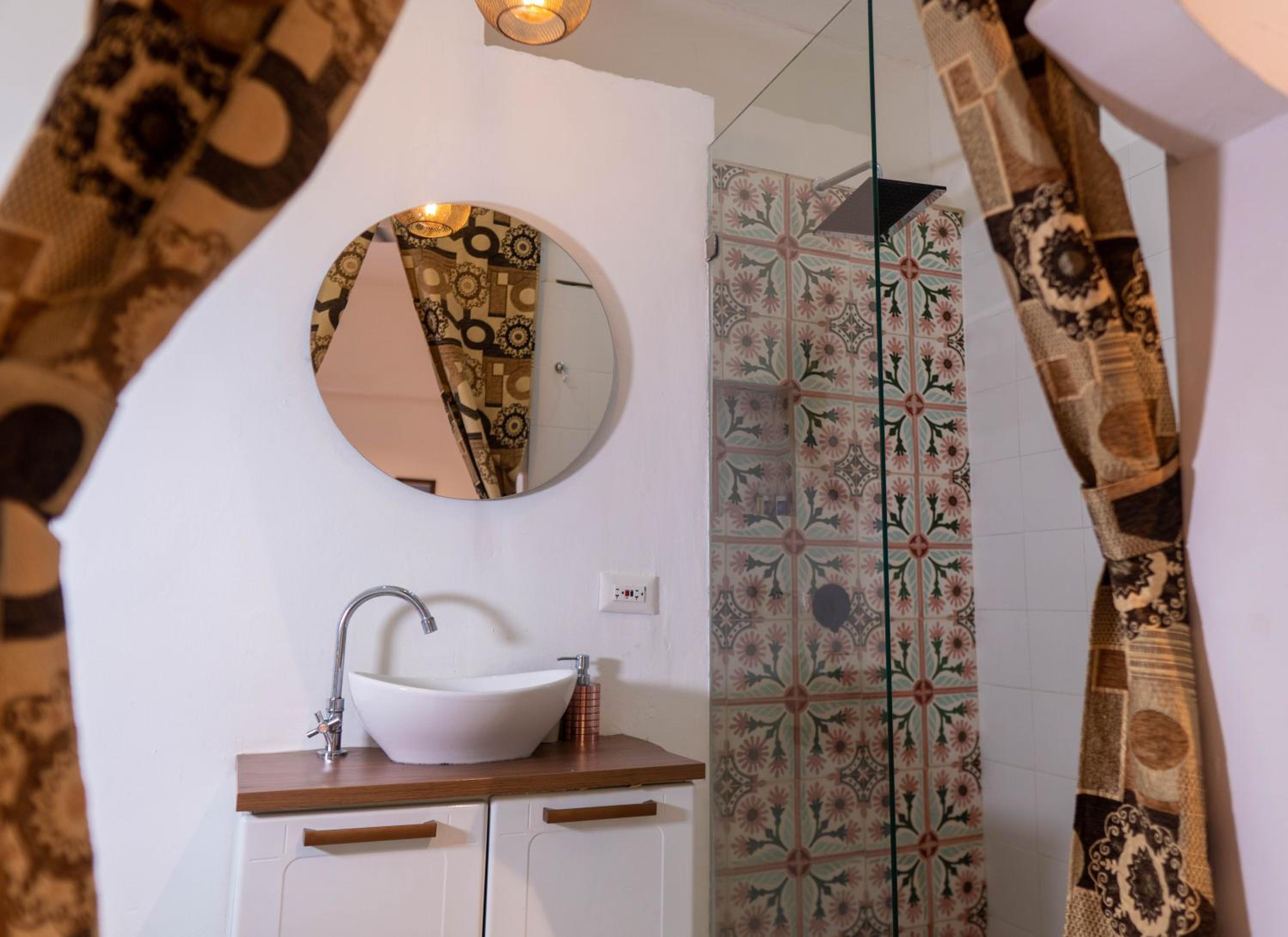 Double Room - Photo 7