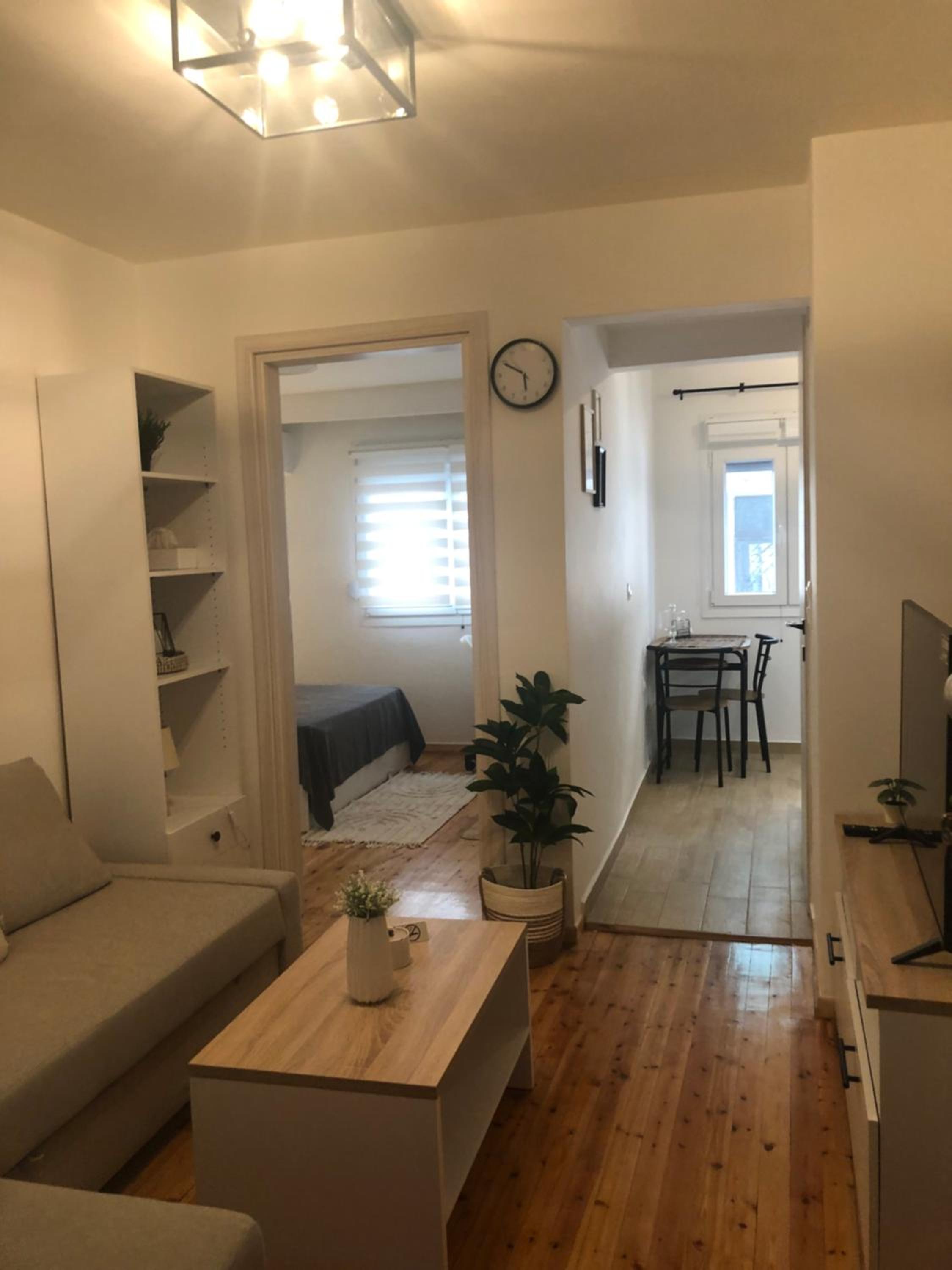 Apartment with Shower