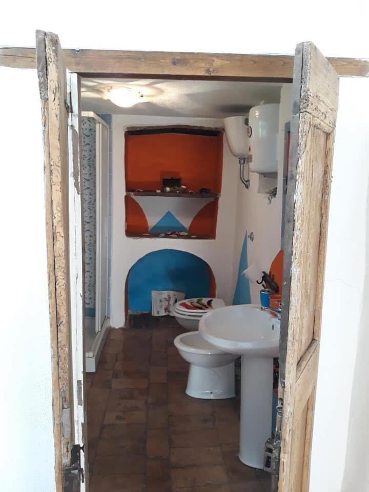 One-Bedroom House photo 2