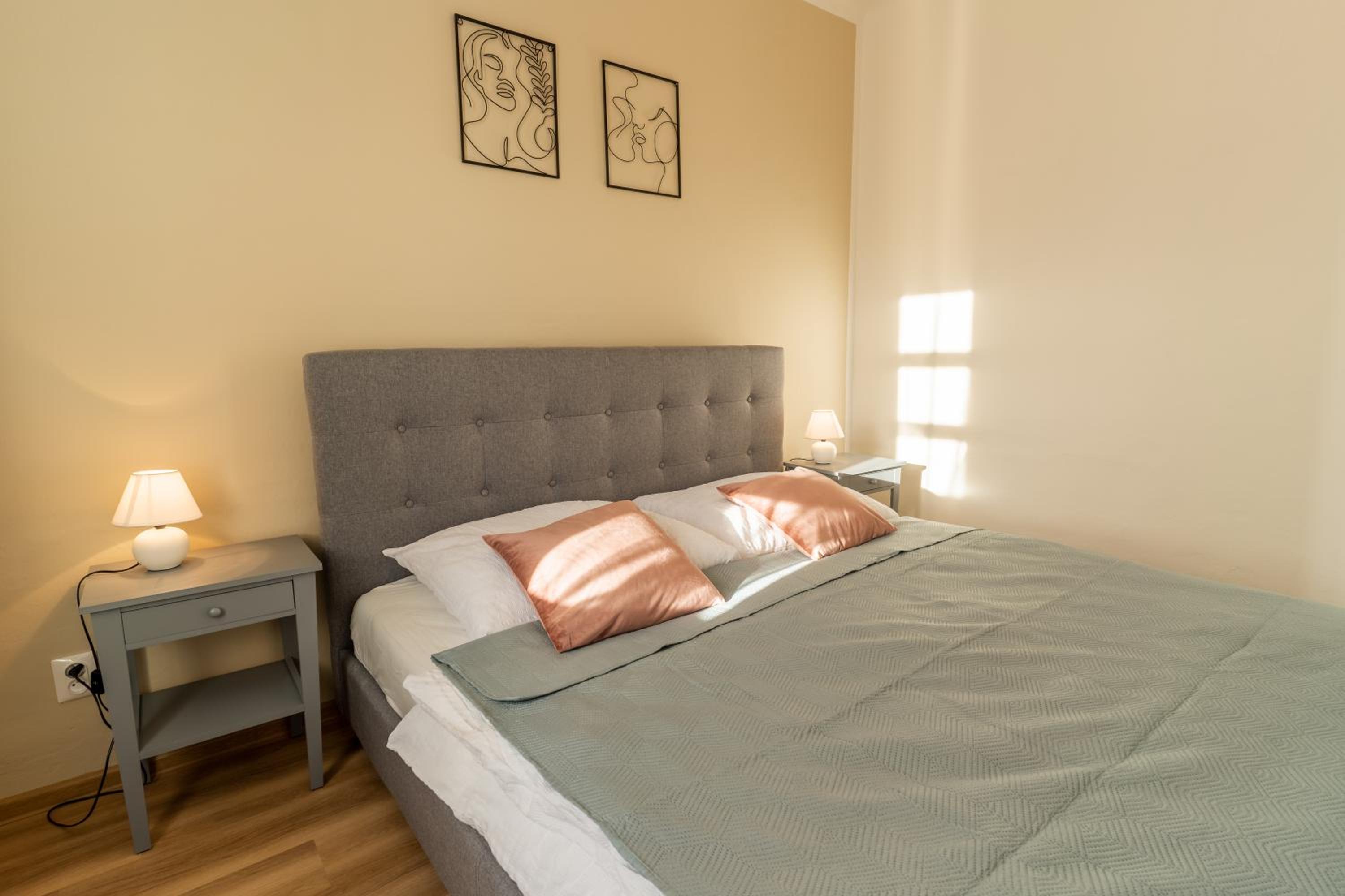 Superior Apartment photo 2