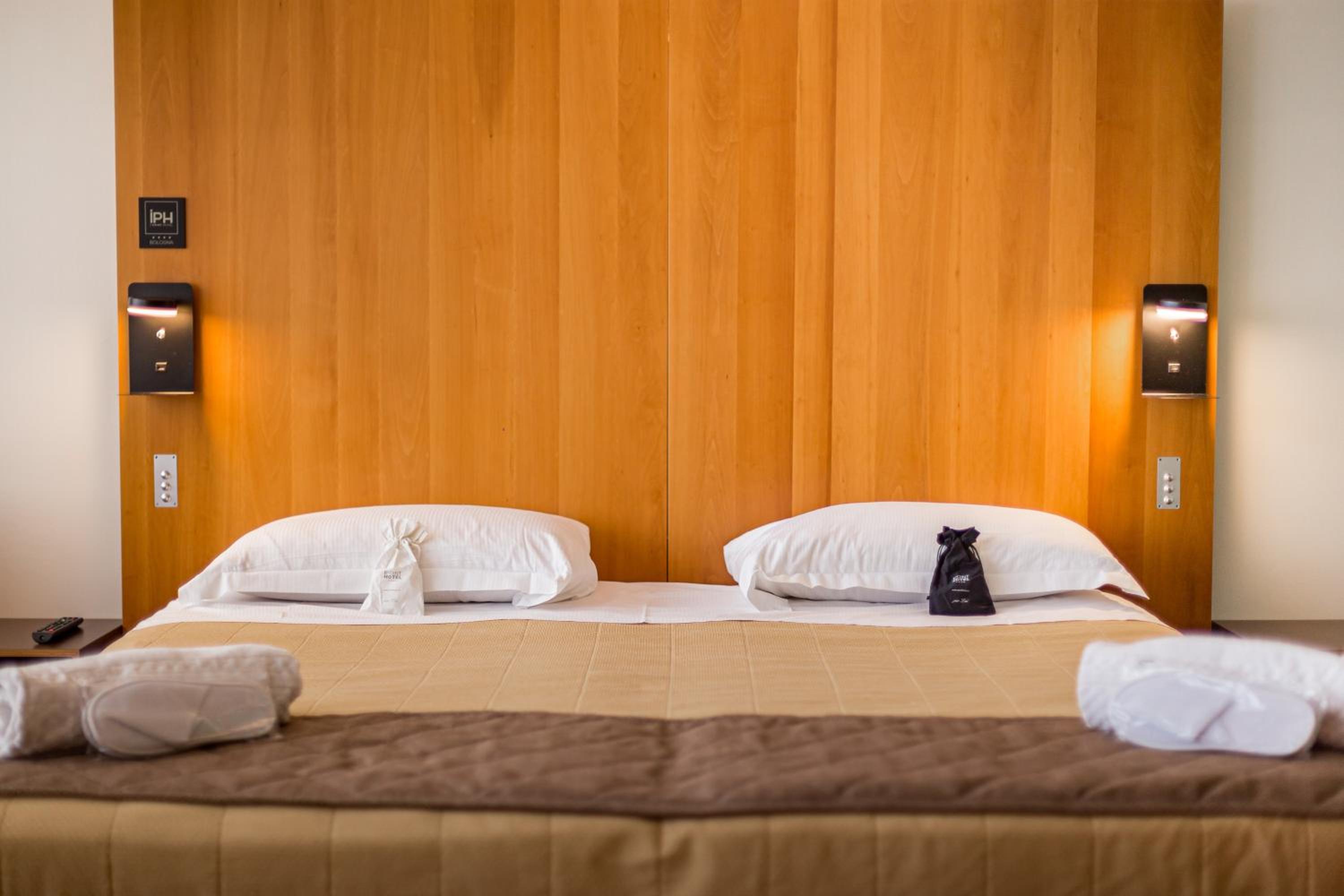 Superior Double Room - Photo 8