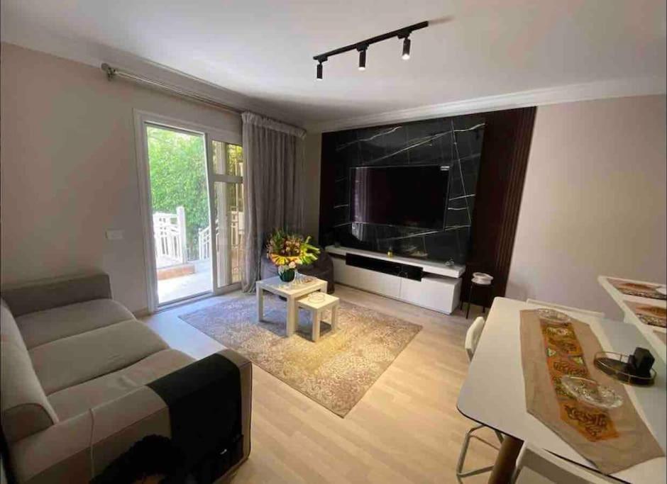 Two-Bedroom Apartment photo 2