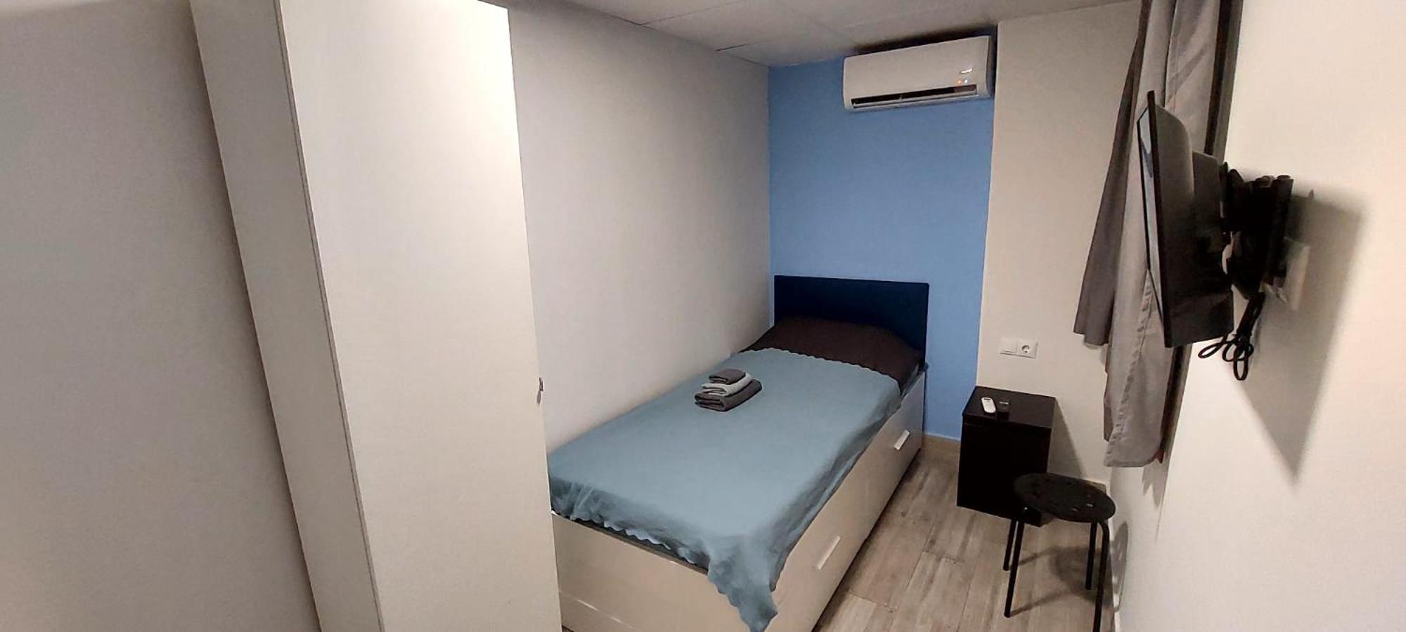 Habitación individual con baño privado