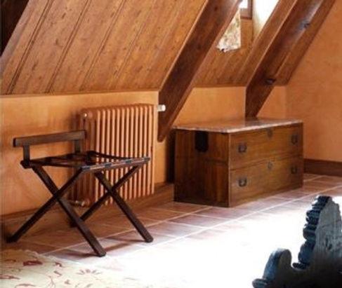 Superior Family Room photo 2