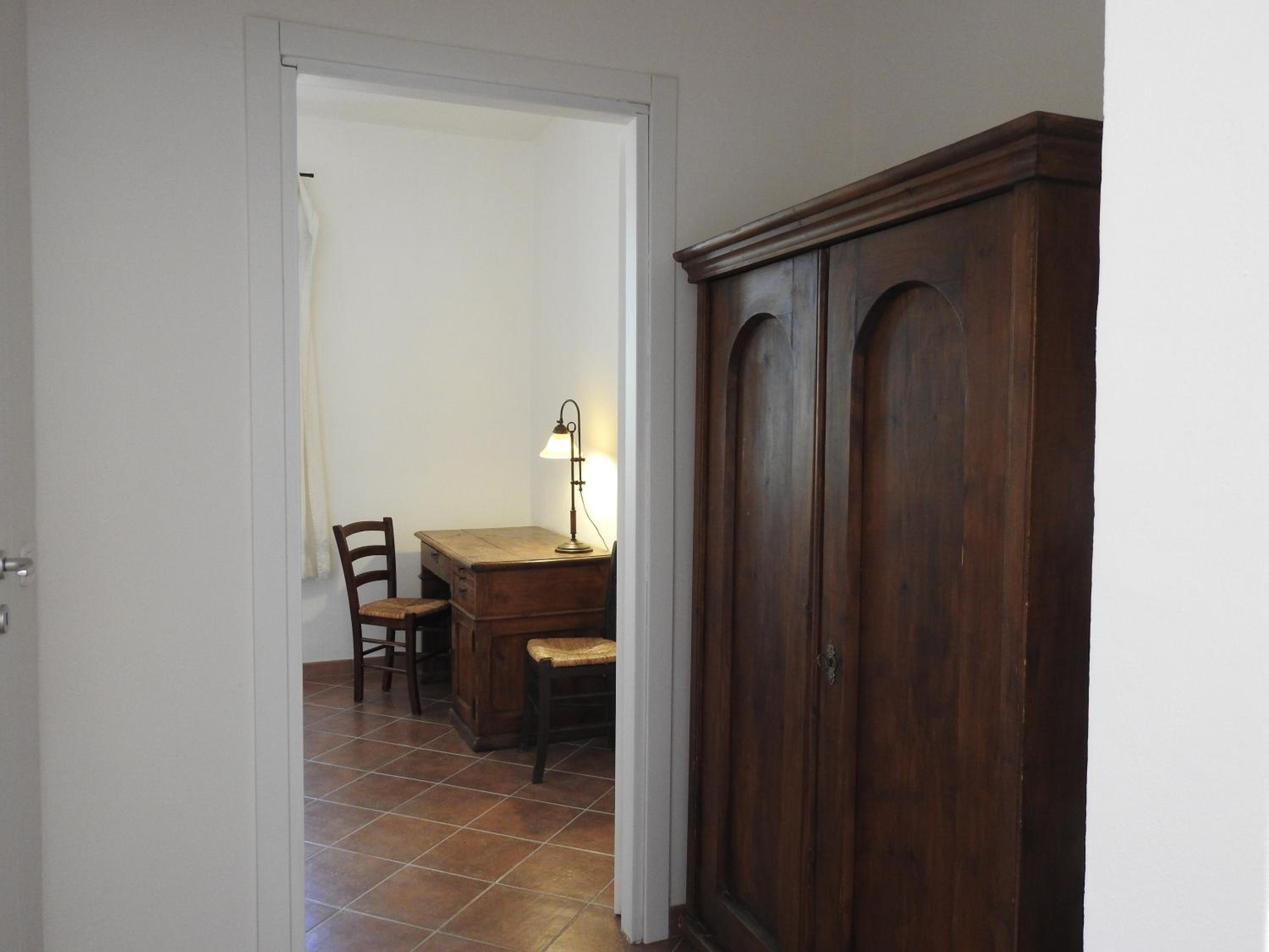 One-Bedroom House photo 1