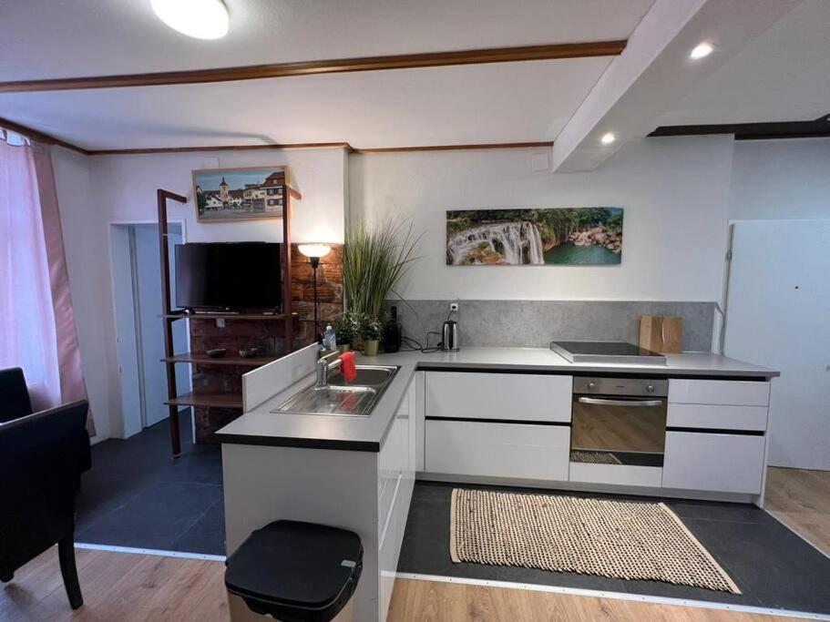 Apartment With Balcony photo 3