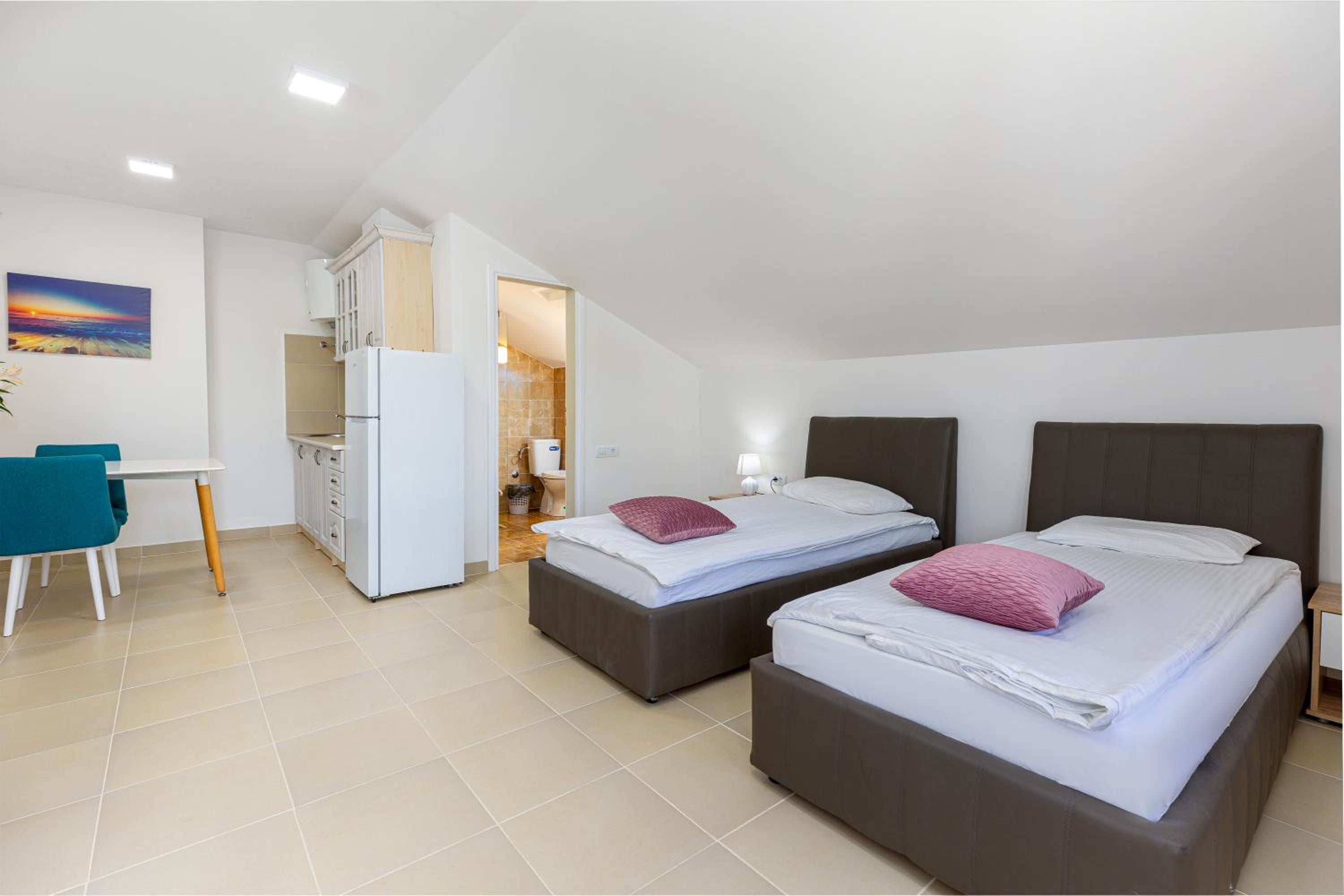 Studio Apartment
