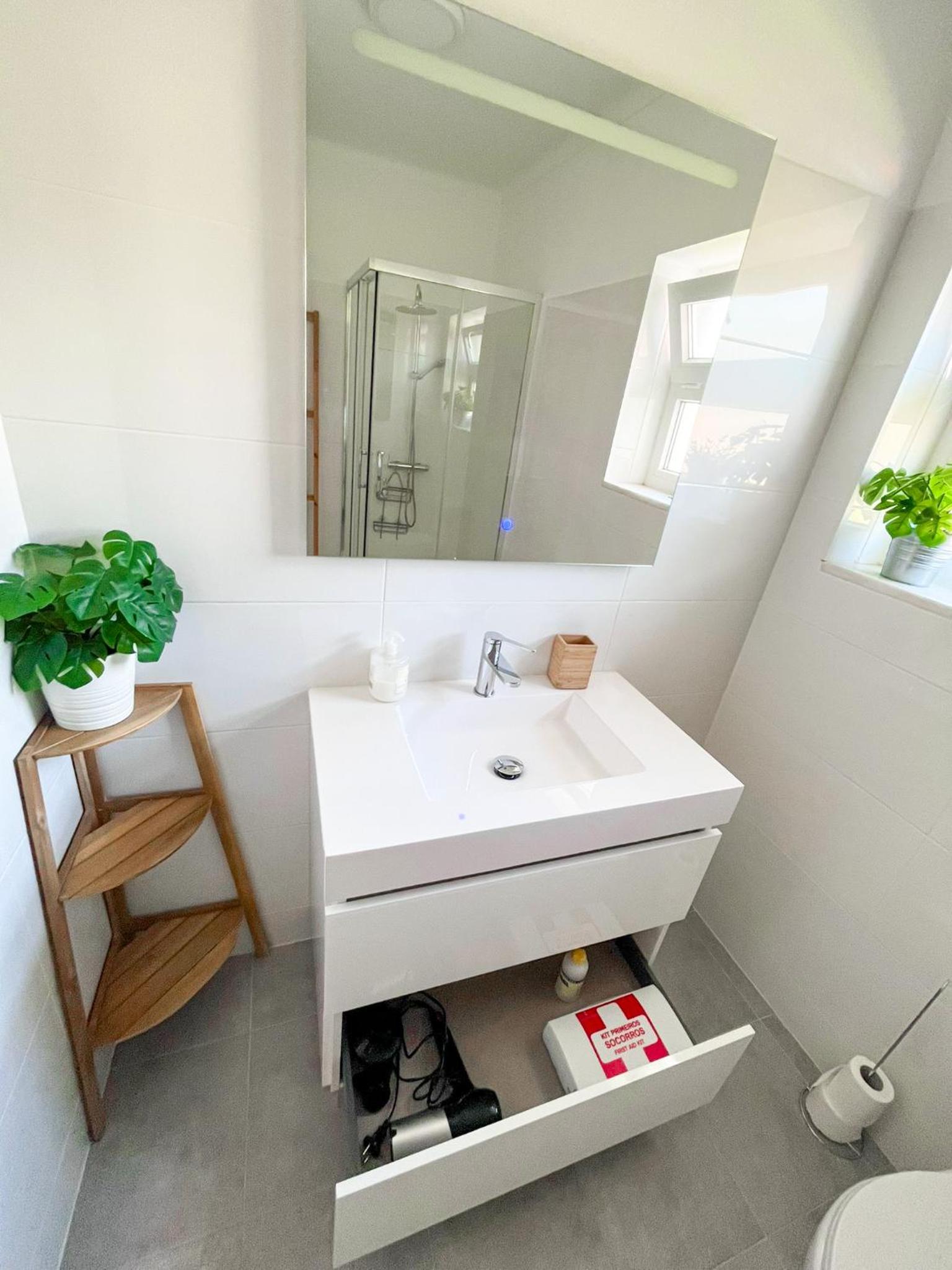 Apartment with Sea View - Photo 60