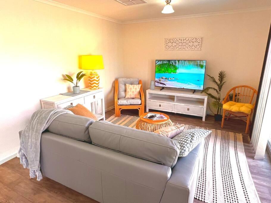 Three-Bedroom House photo 1