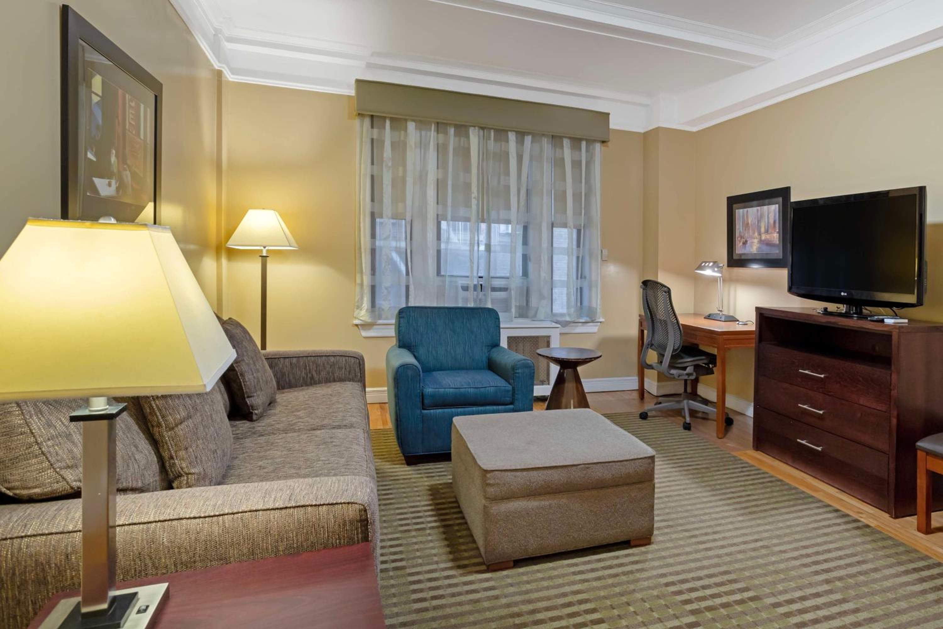 The One-Bedroom King Apartment