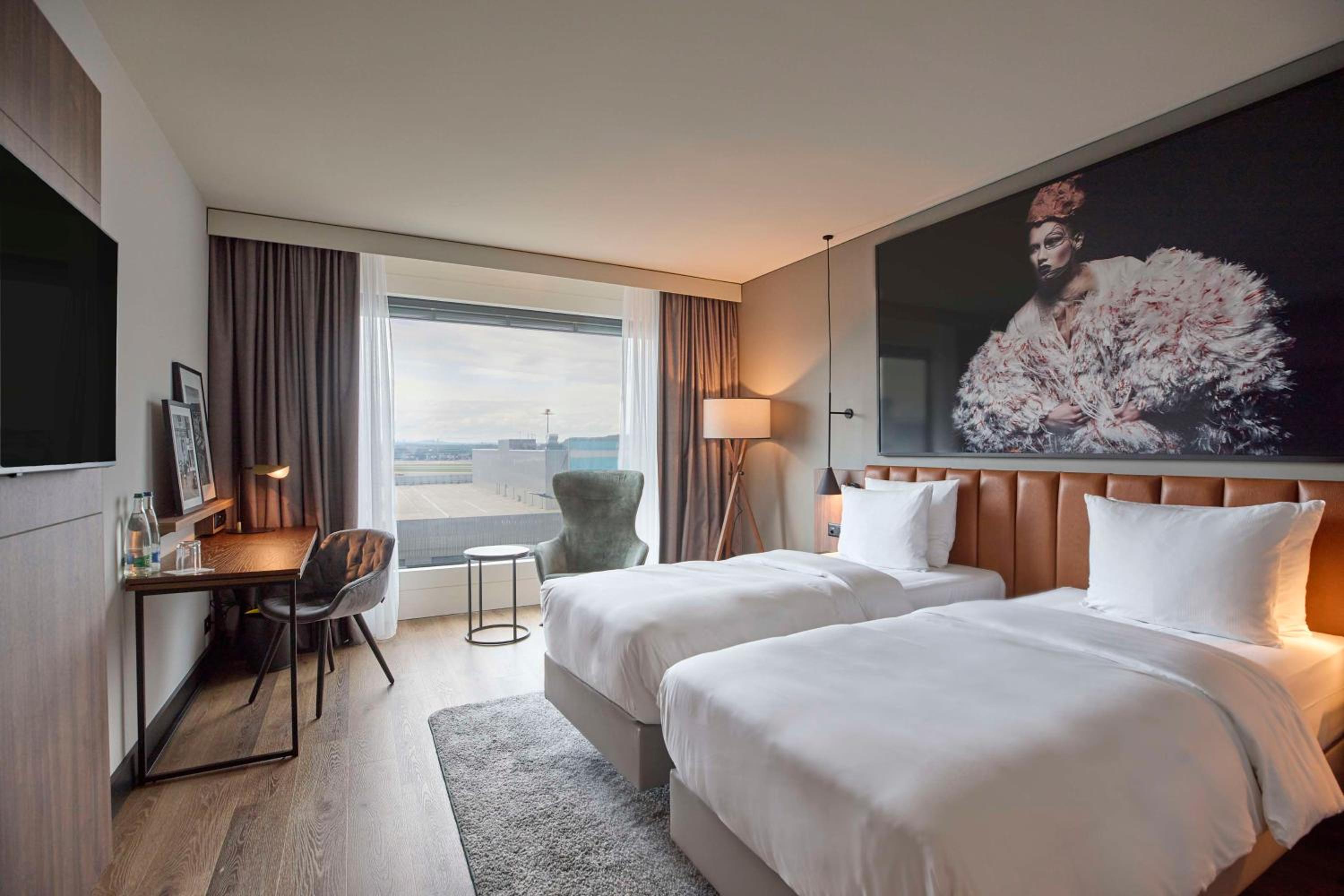 Premium Room with Airfield View - Photo 8
